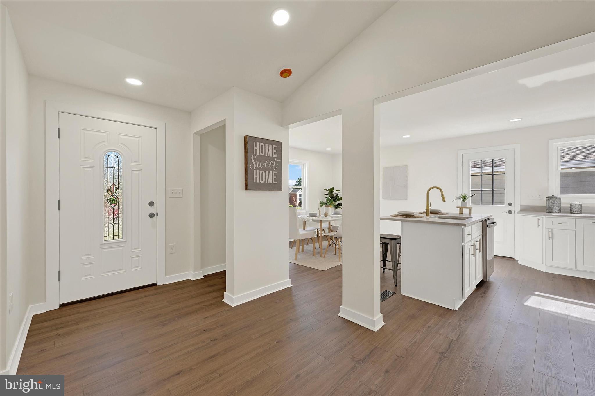 LYNNE ACRES - Residential