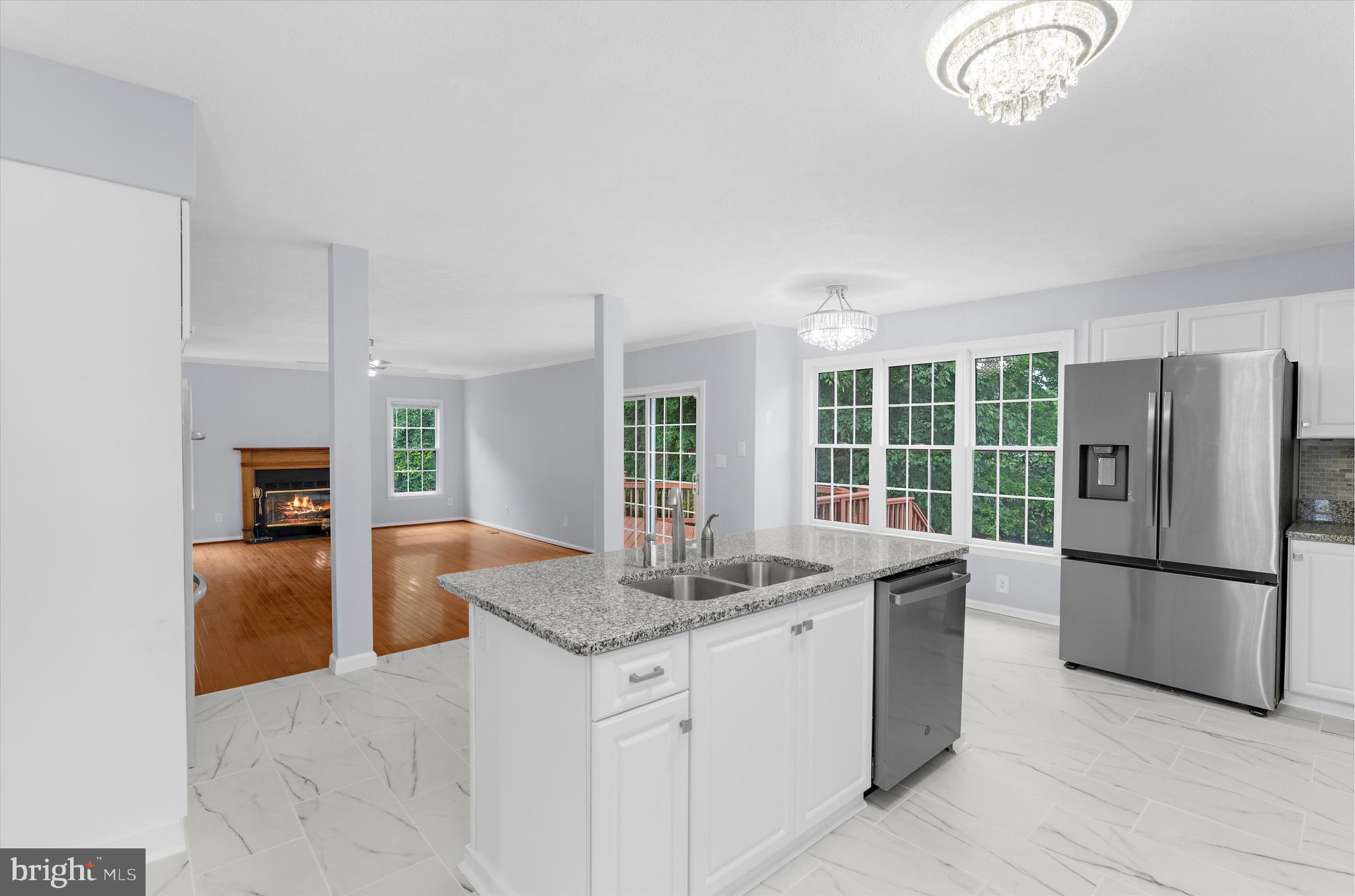 WOODLAND RUN - Residential