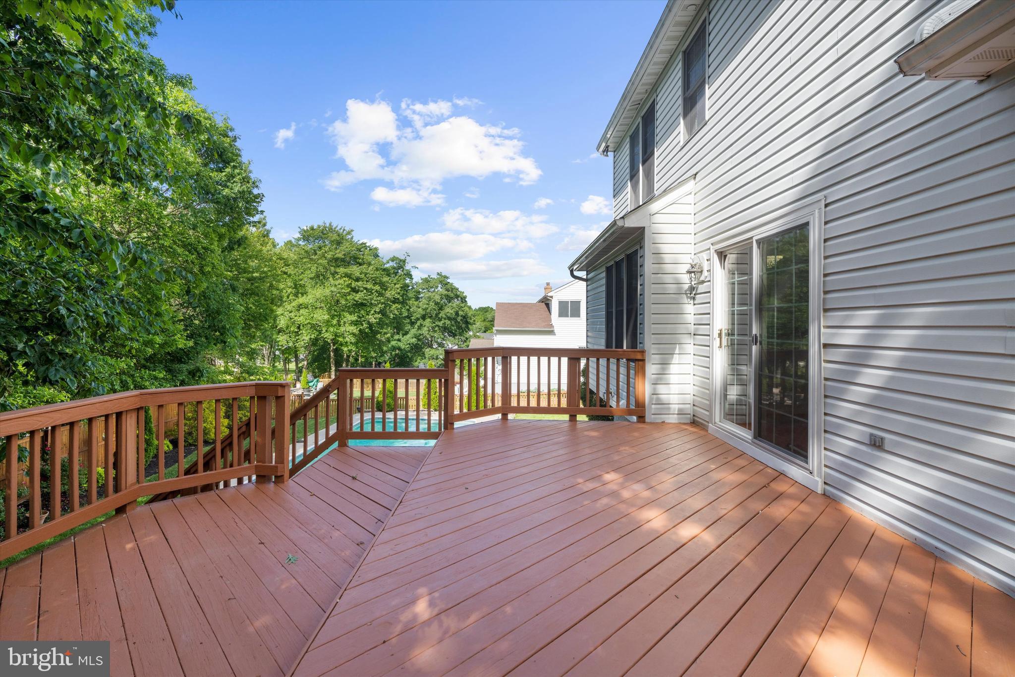 WOODLAND RUN - Residential