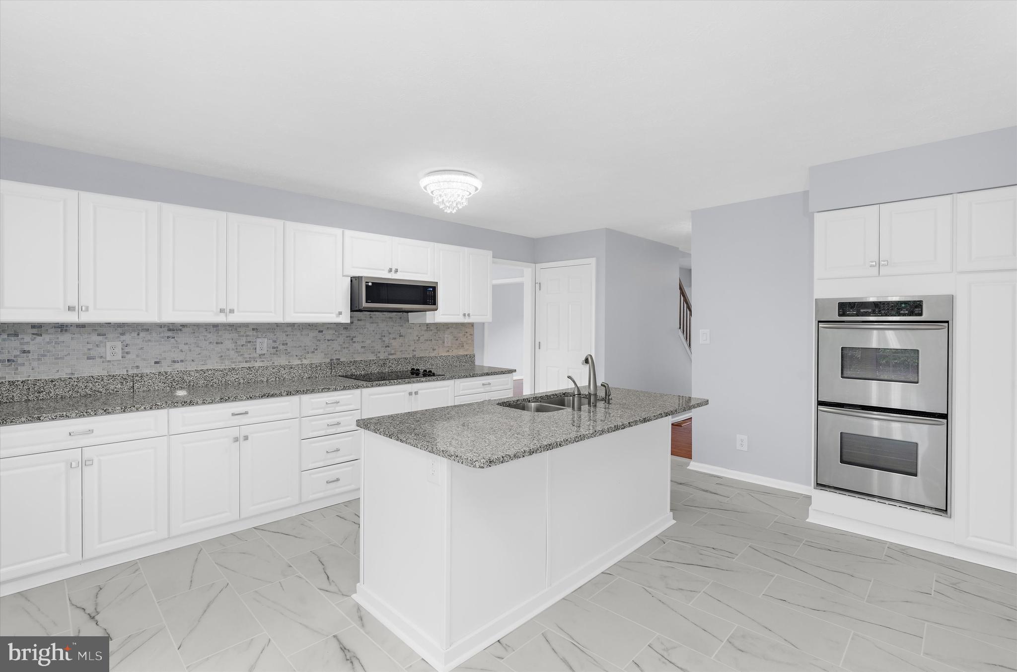 WOODLAND RUN - Residential