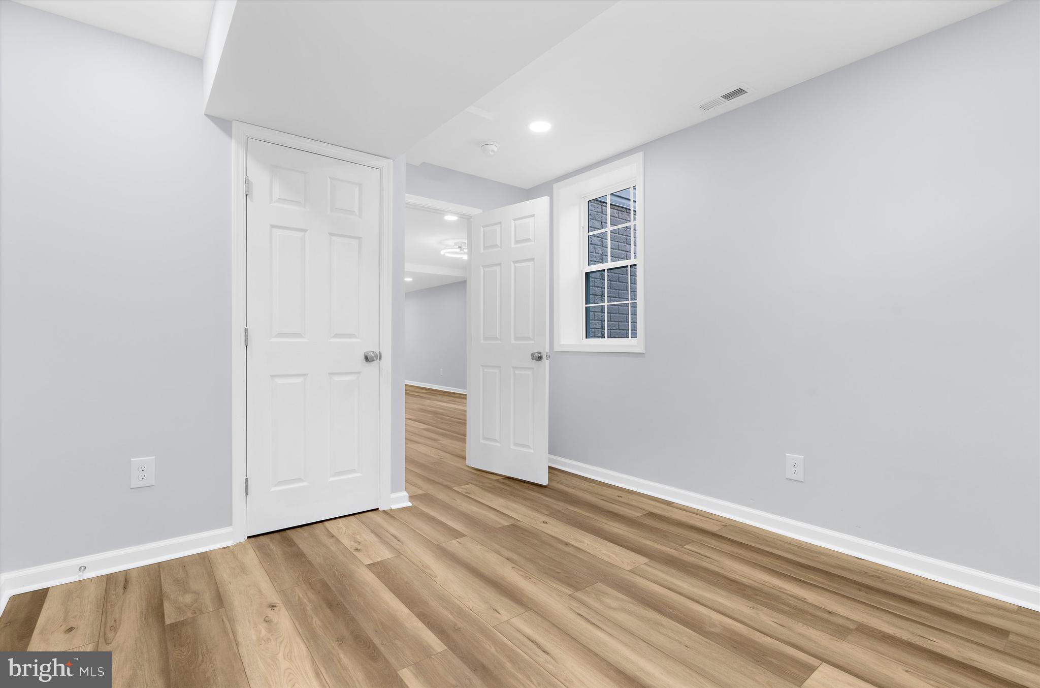 WOODLAND RUN - Residential