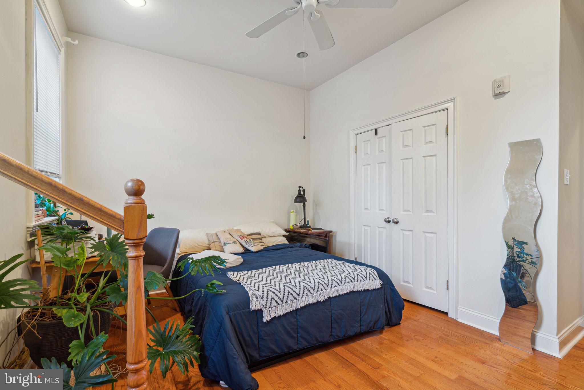 FAIRMOUNT - Residential Income