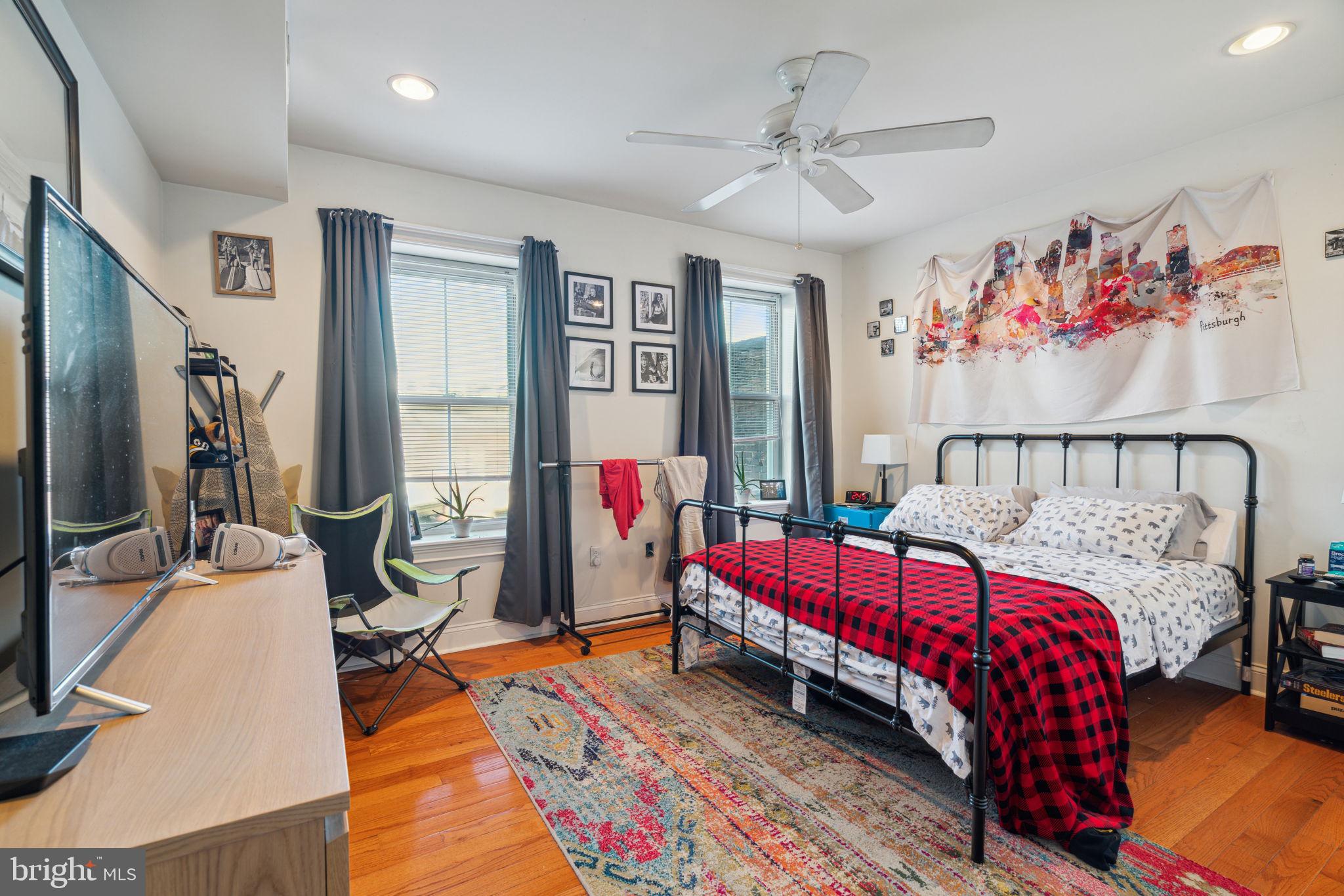 FAIRMOUNT - Residential Income