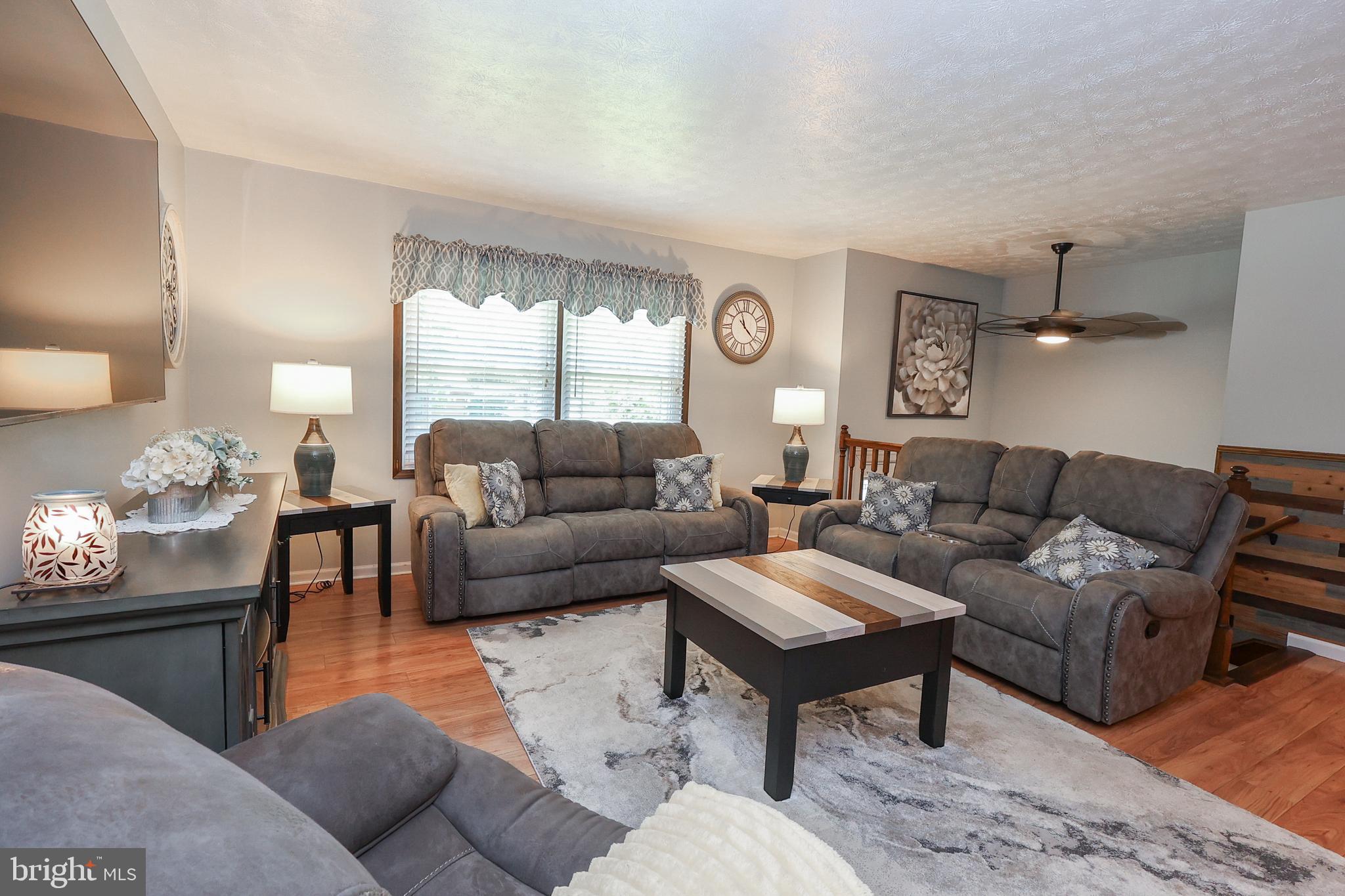 CEDAR COVE - Residential