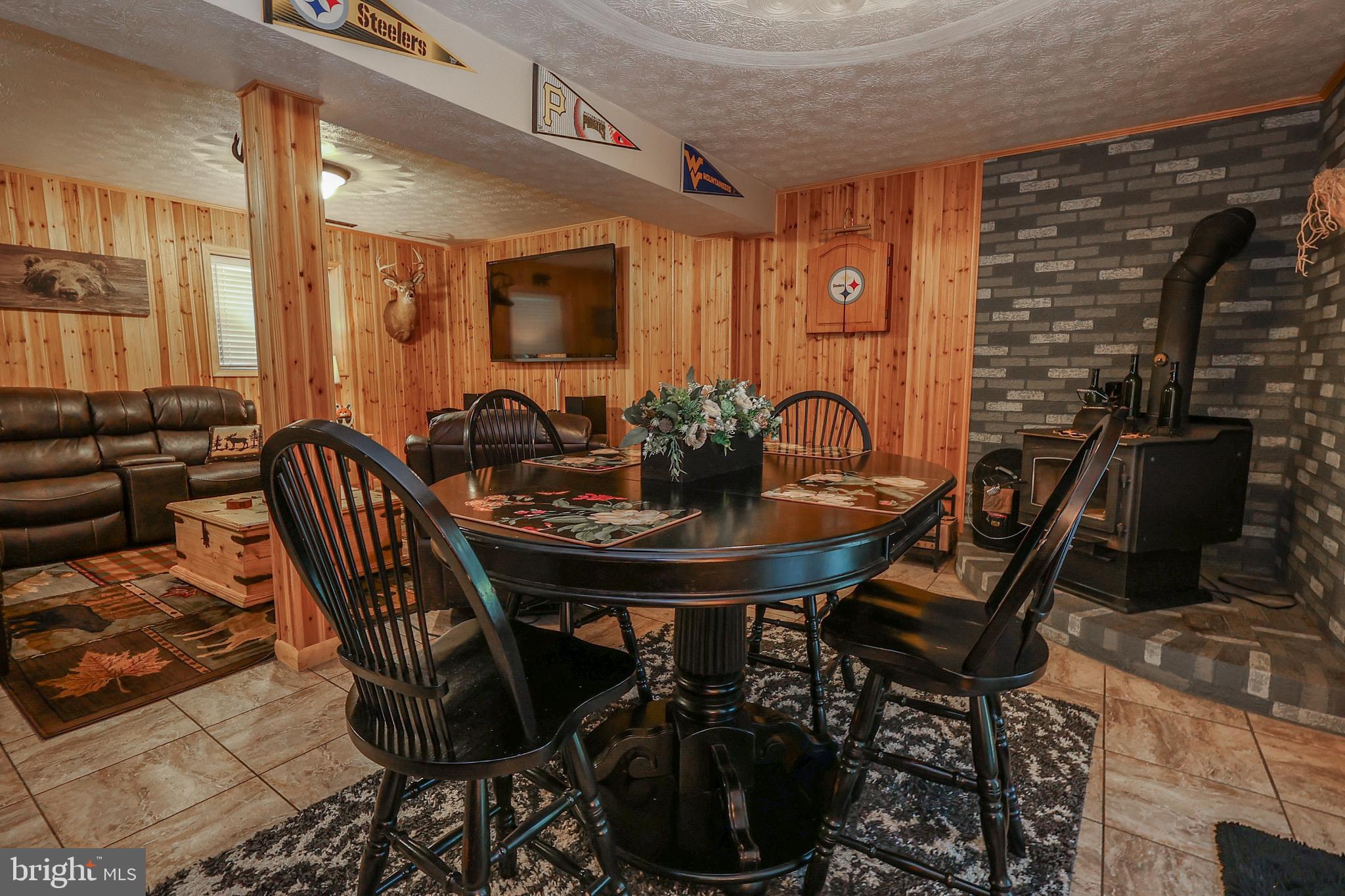 CEDAR COVE - Residential