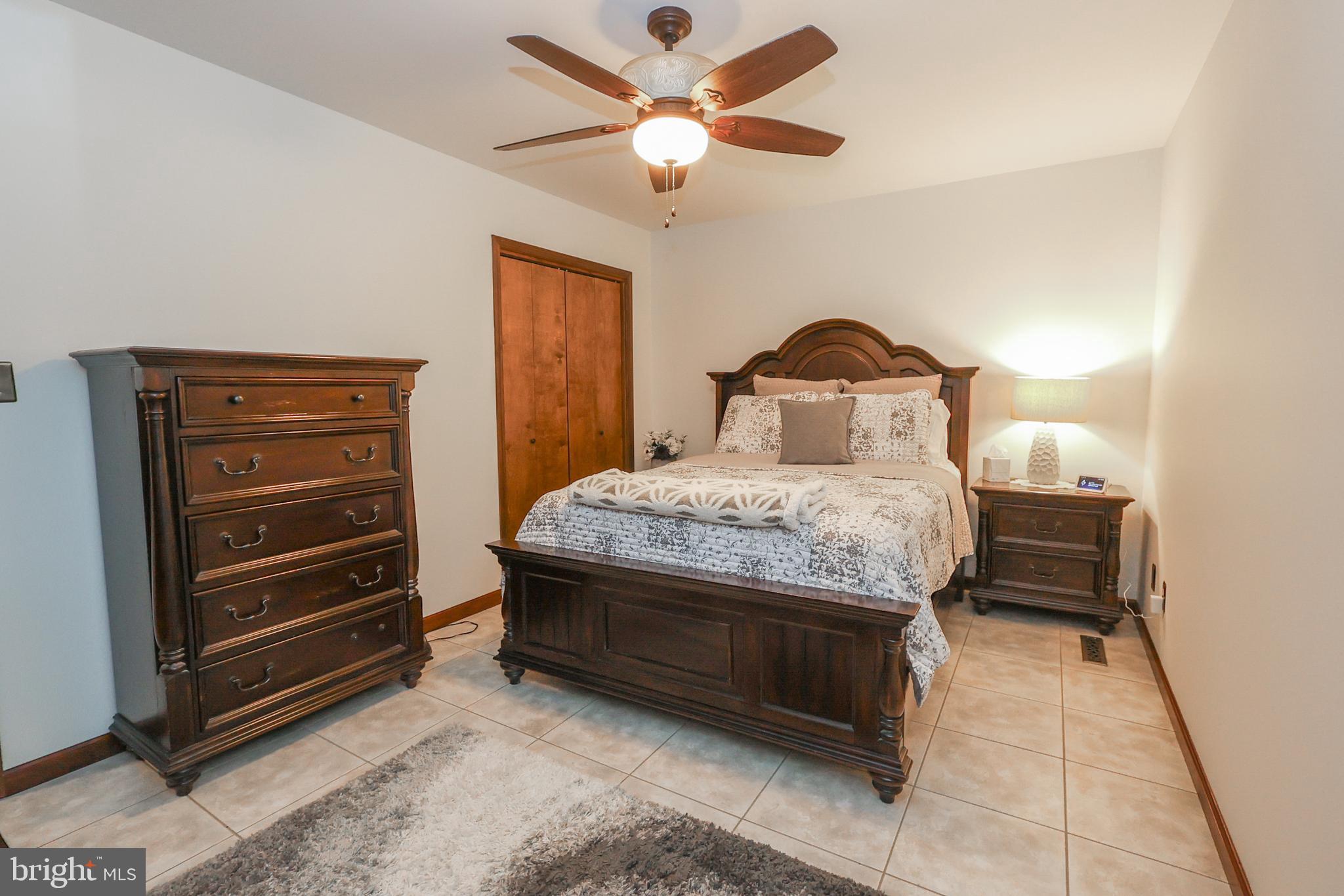 CEDAR COVE - Residential