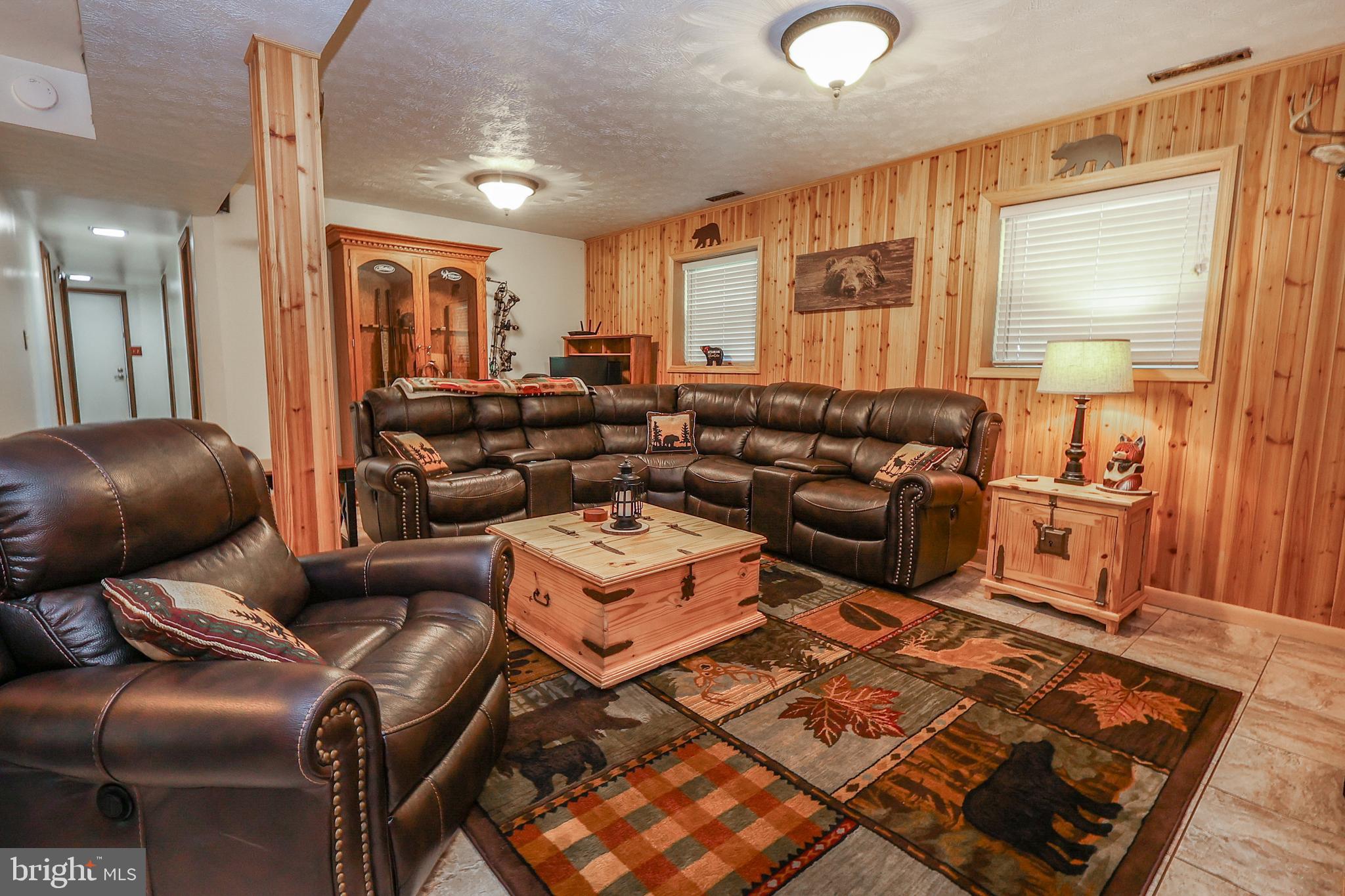 CEDAR COVE - Residential