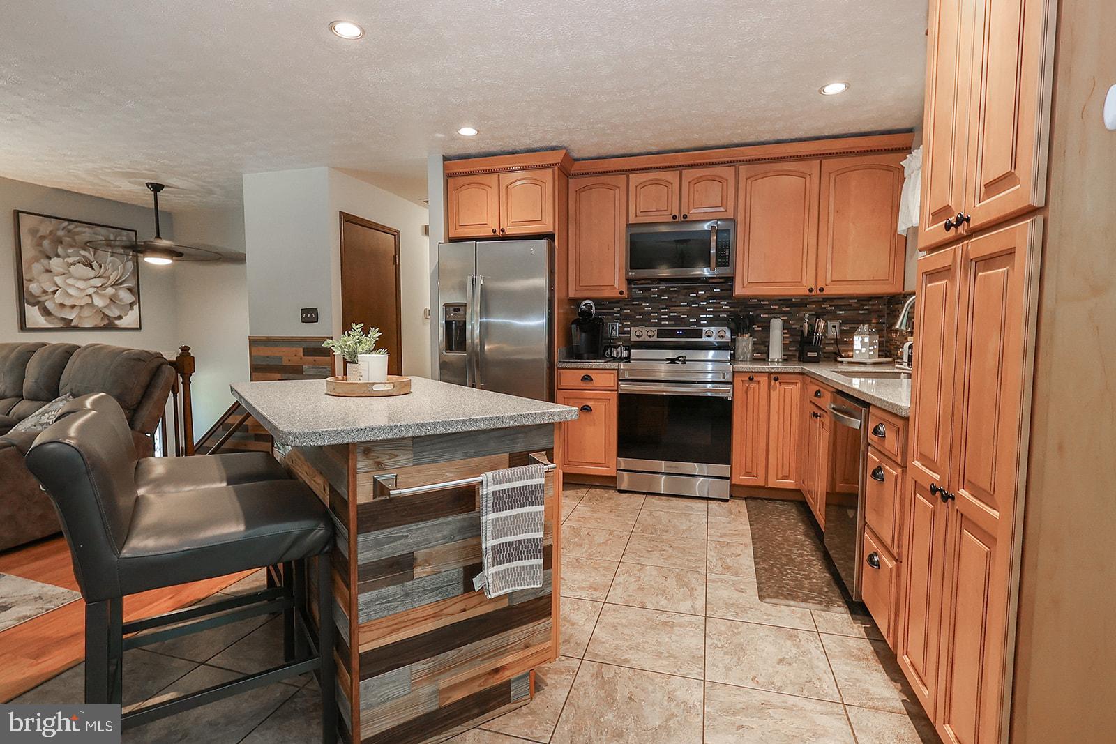 CEDAR COVE - Residential