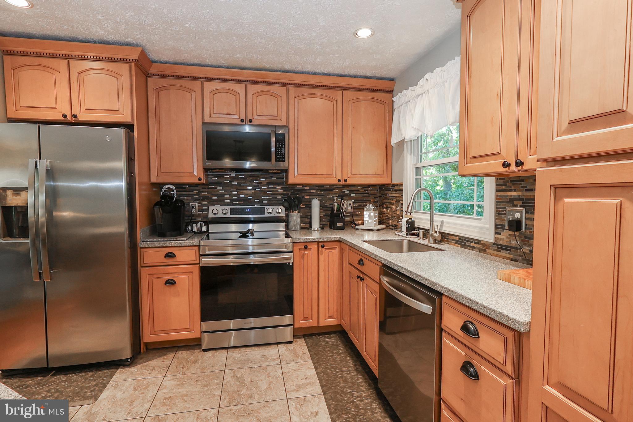 CEDAR COVE - Residential