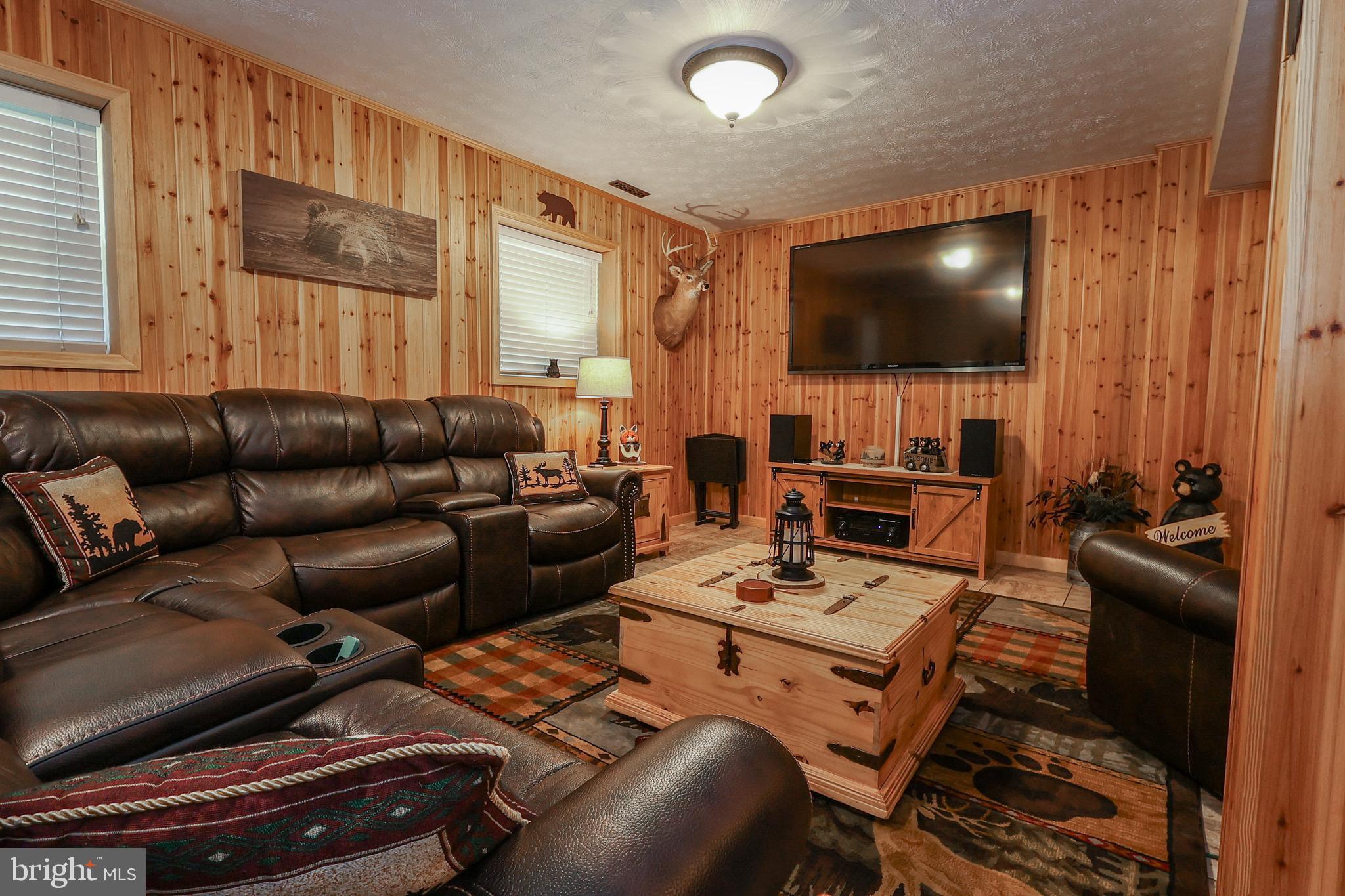 CEDAR COVE - Residential