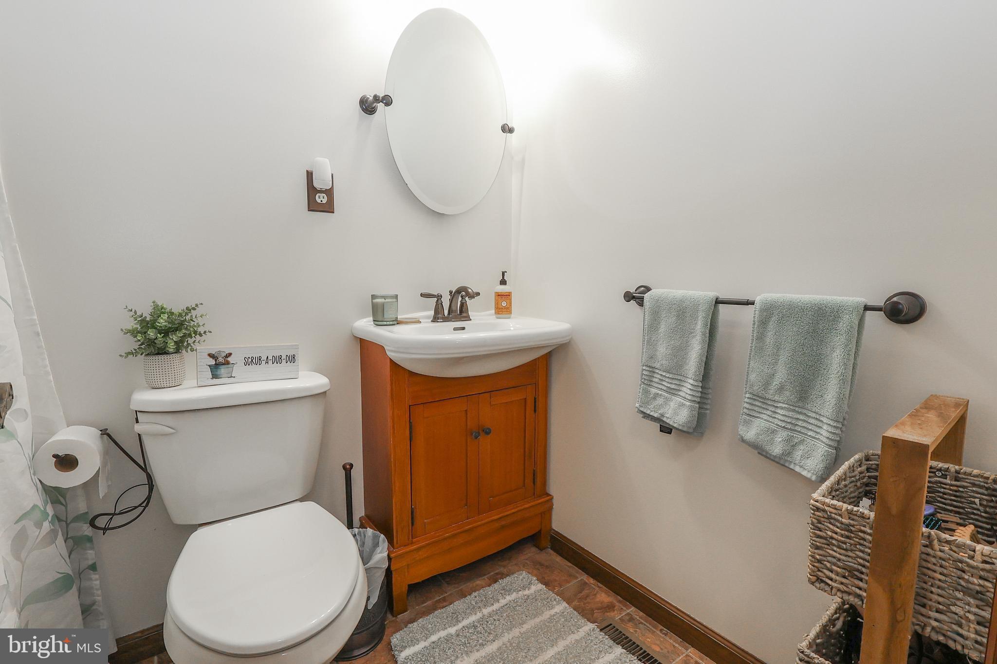 CEDAR COVE - Residential