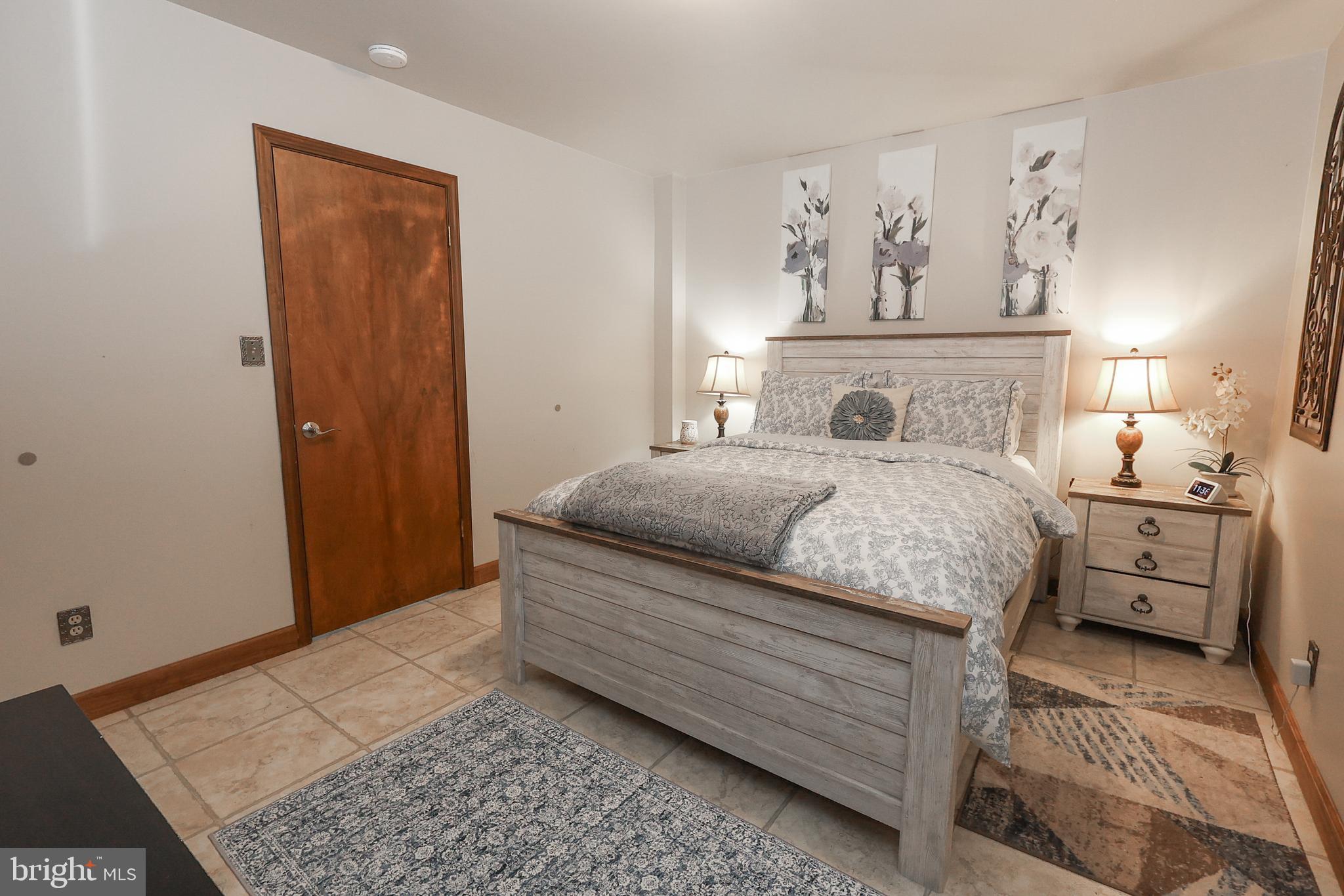 CEDAR COVE - Residential