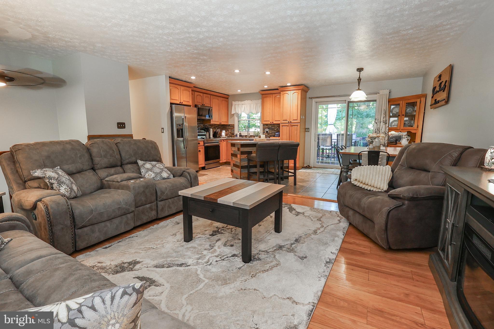 CEDAR COVE - Residential