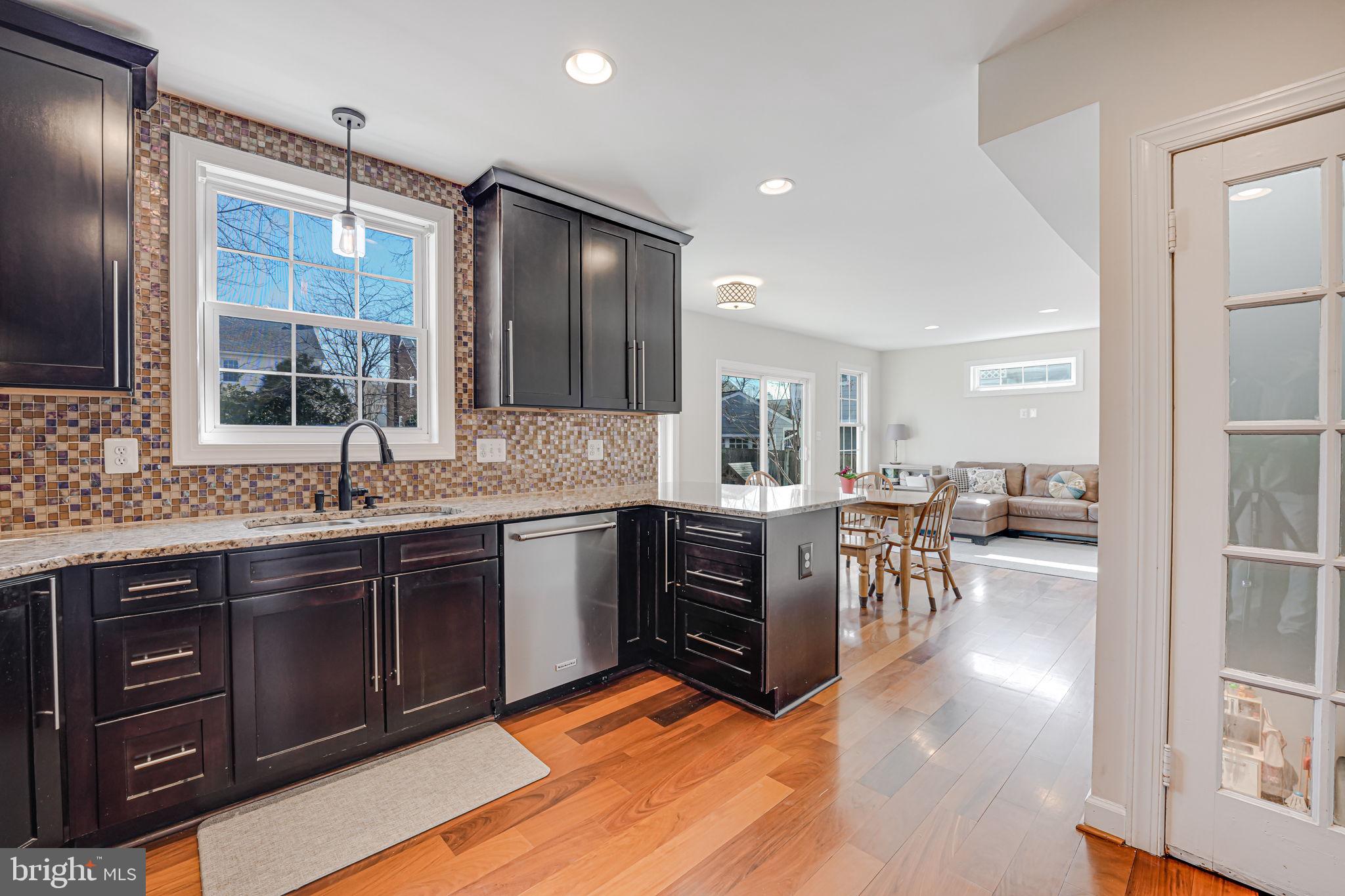 BRADDOCK HEIGHTS - Residential