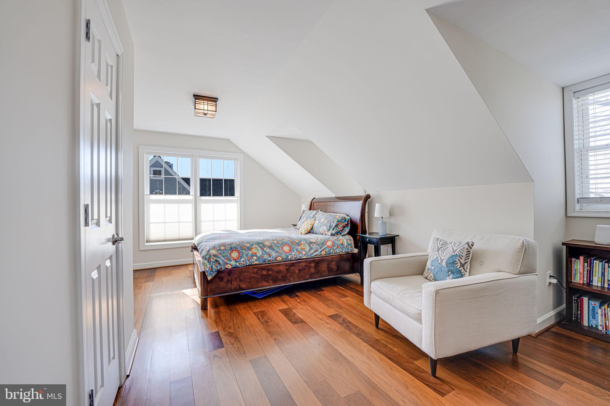 BRADDOCK HEIGHTS - Residential