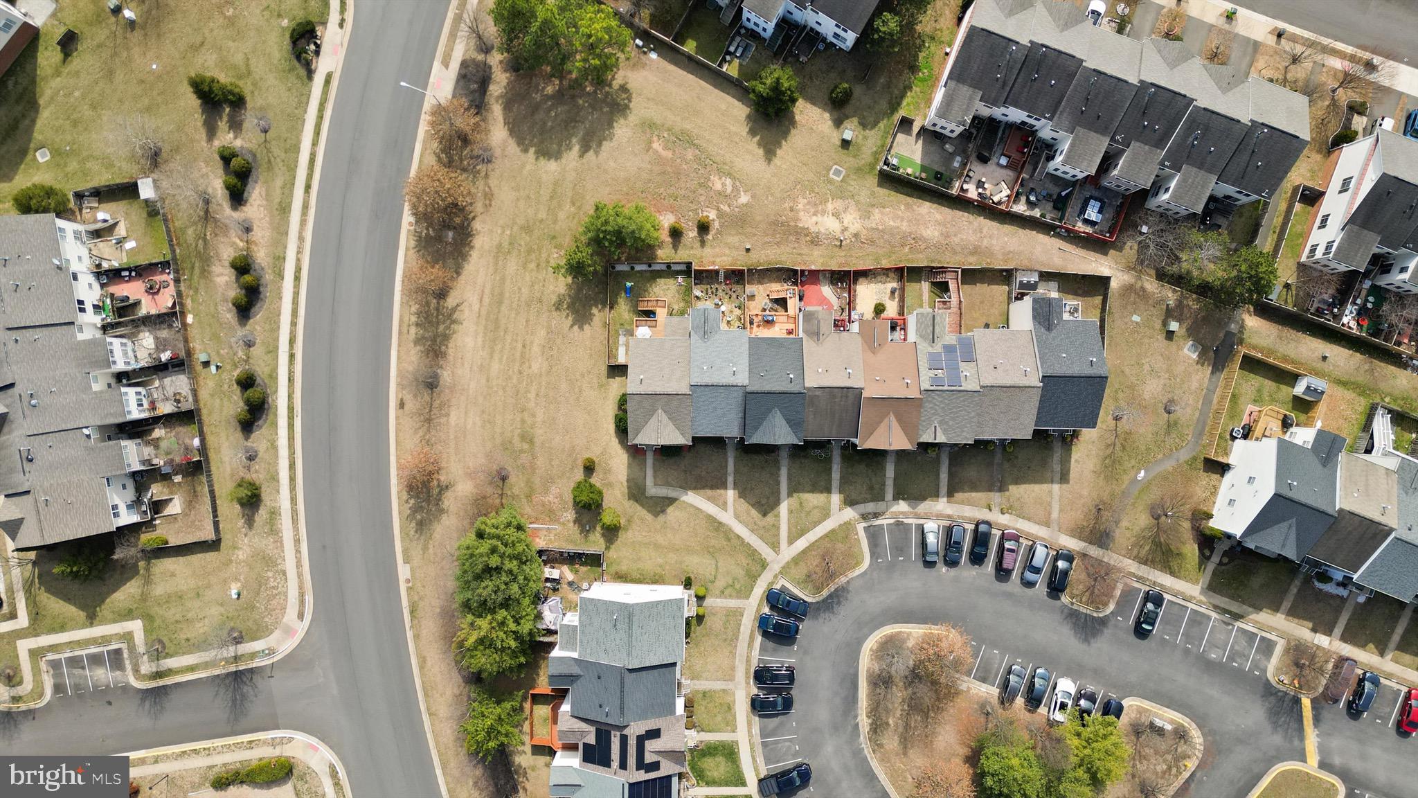 RIVER OAKS - Residential