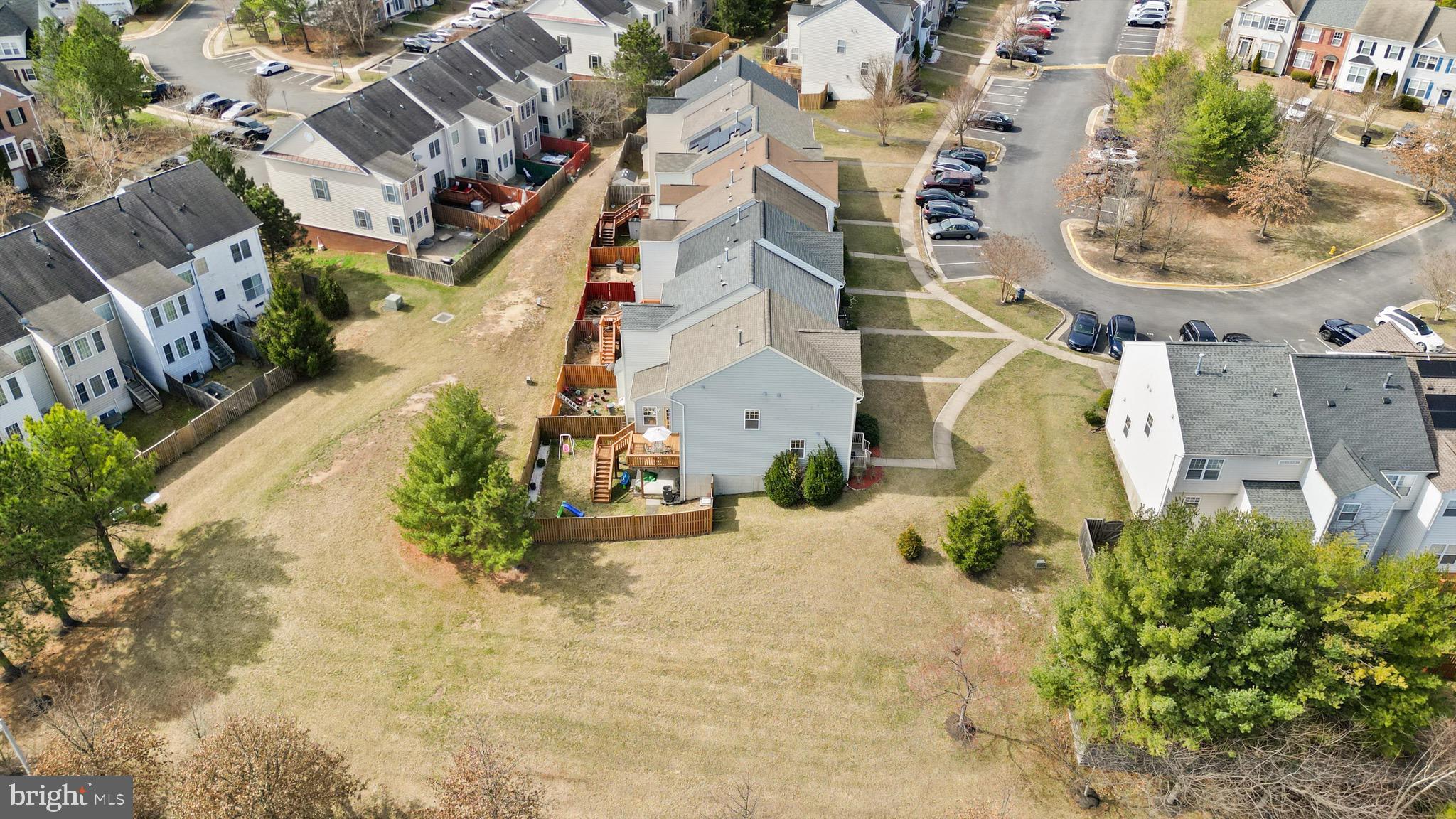RIVER OAKS - Residential