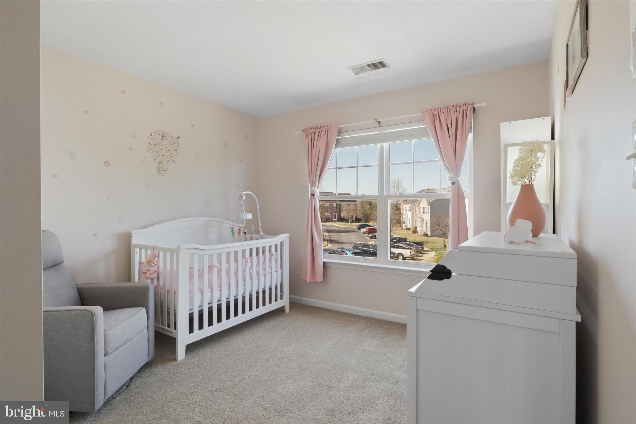 RIVER OAKS - Residential
