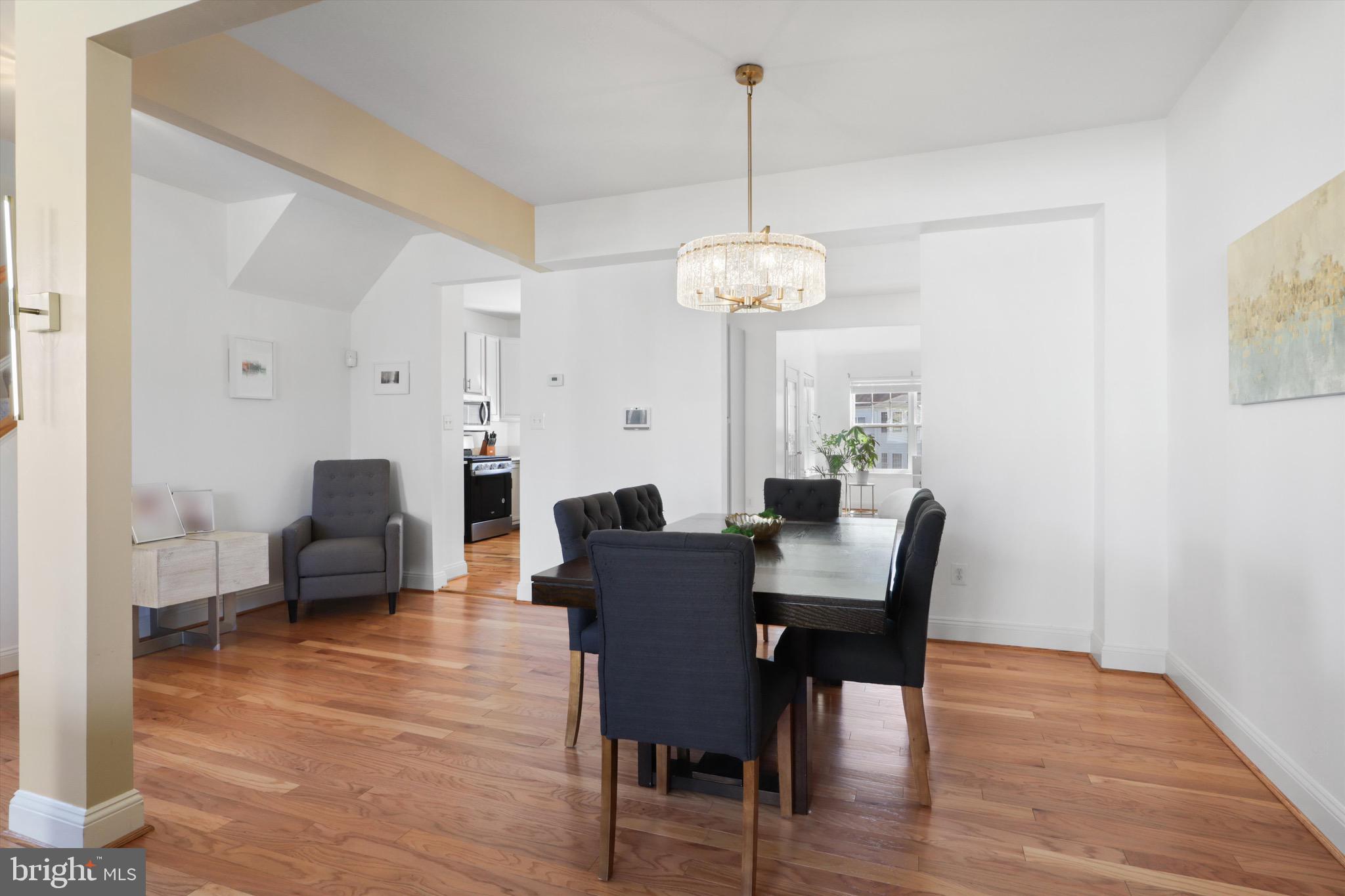 RIVER OAKS - Residential