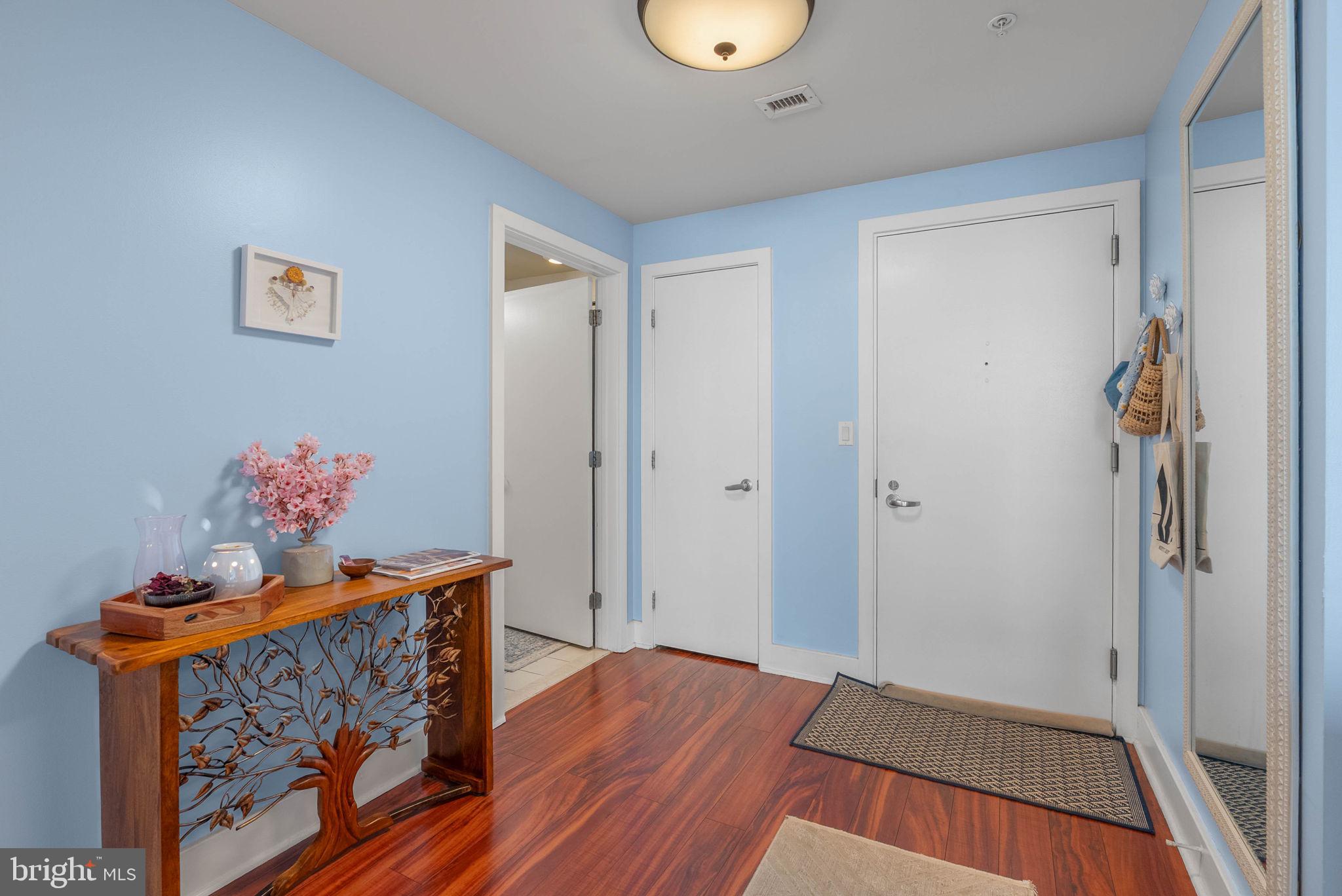 PENN'S LANDING - Residential