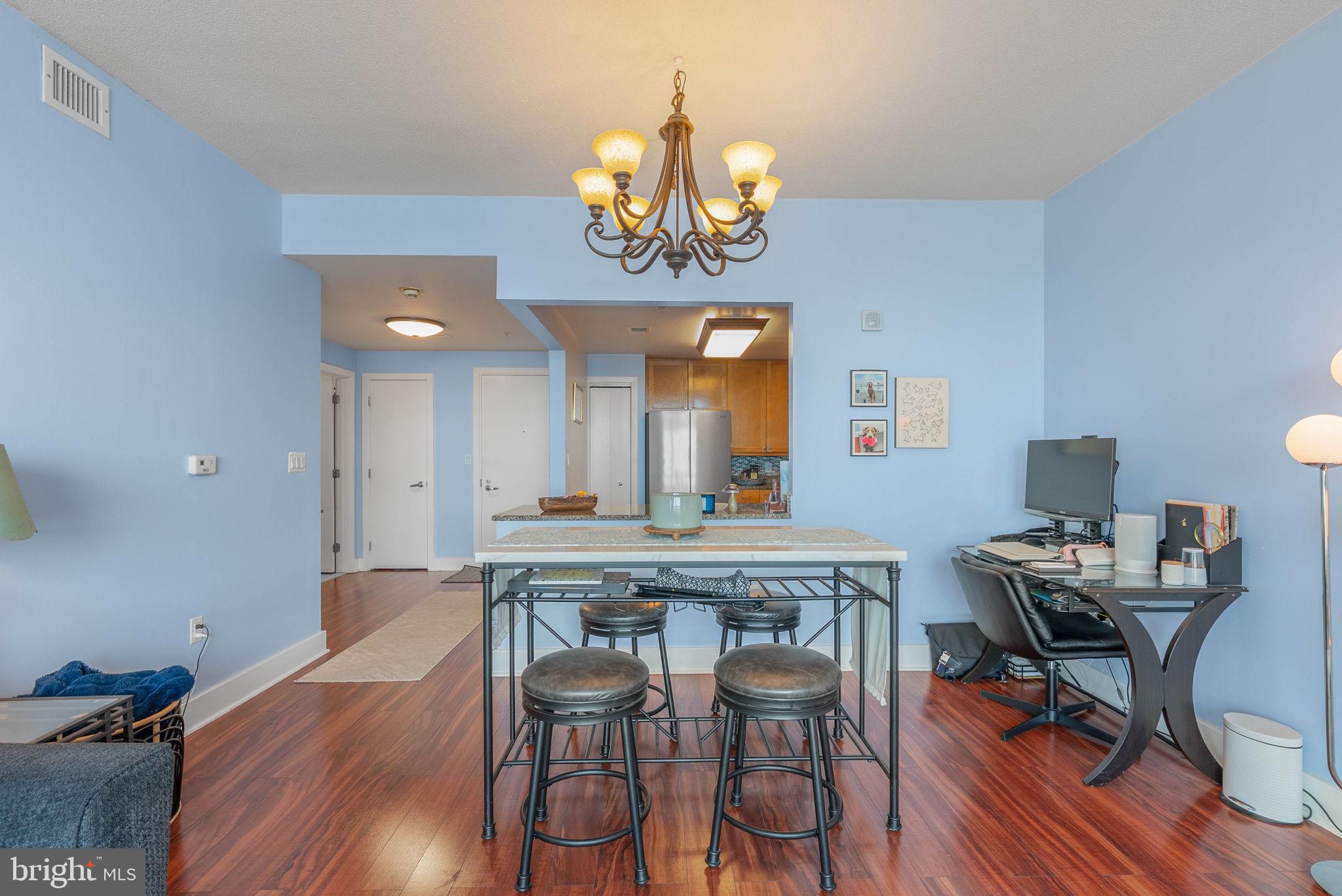 PENN'S LANDING - Residential