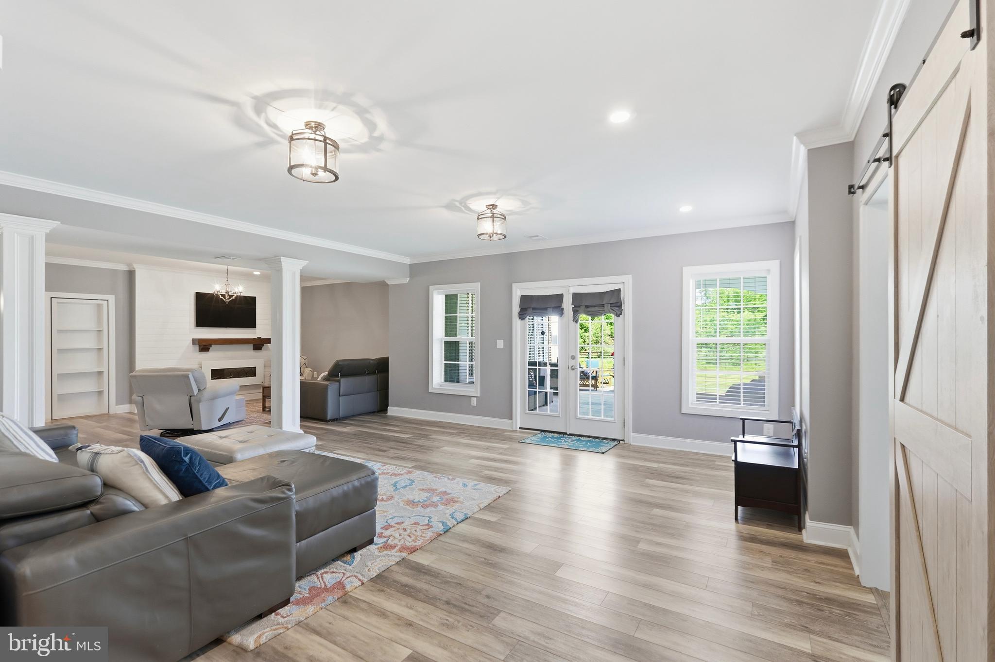EAGLE CREEK - Residential