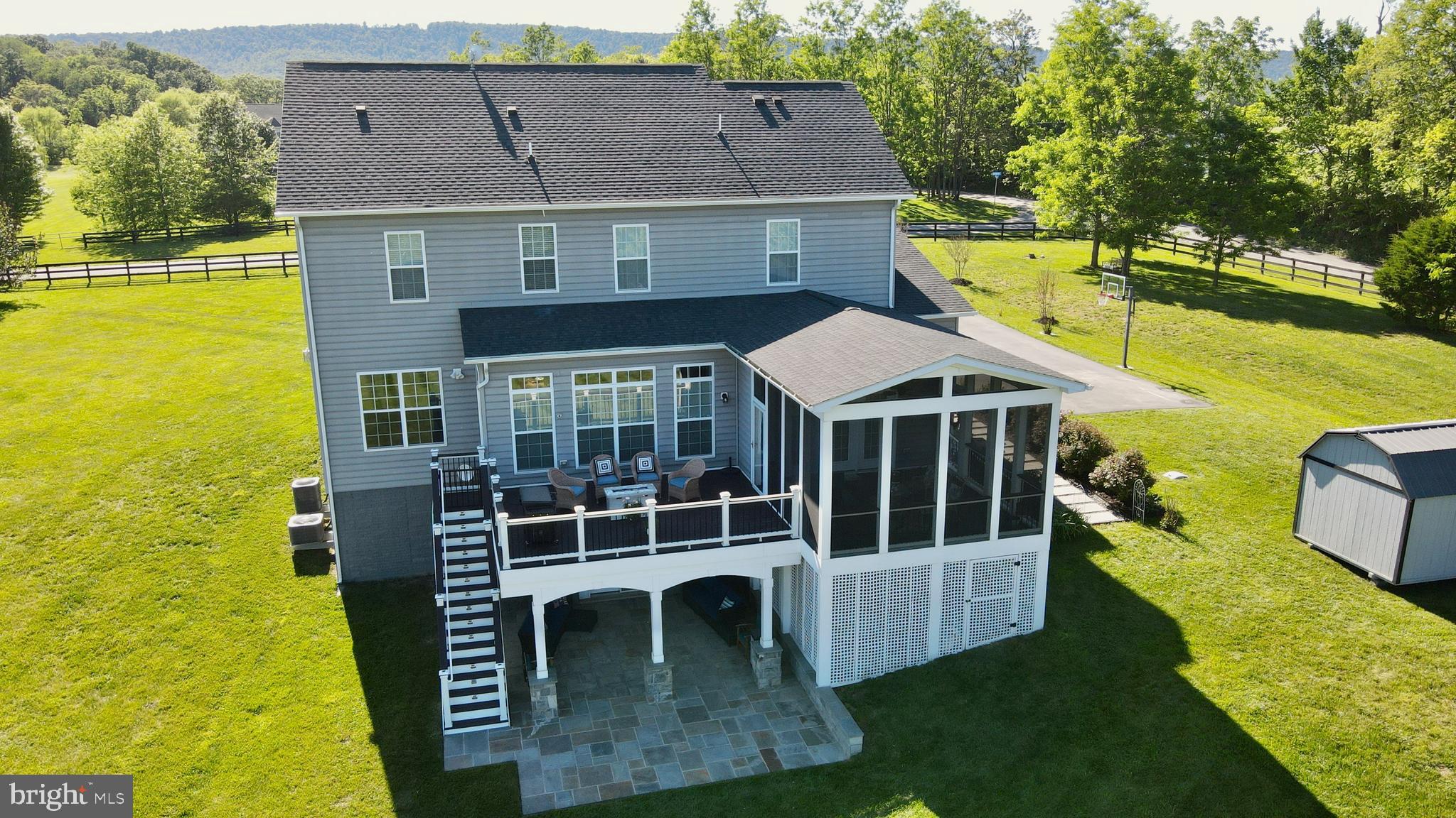EAGLE CREEK - Residential