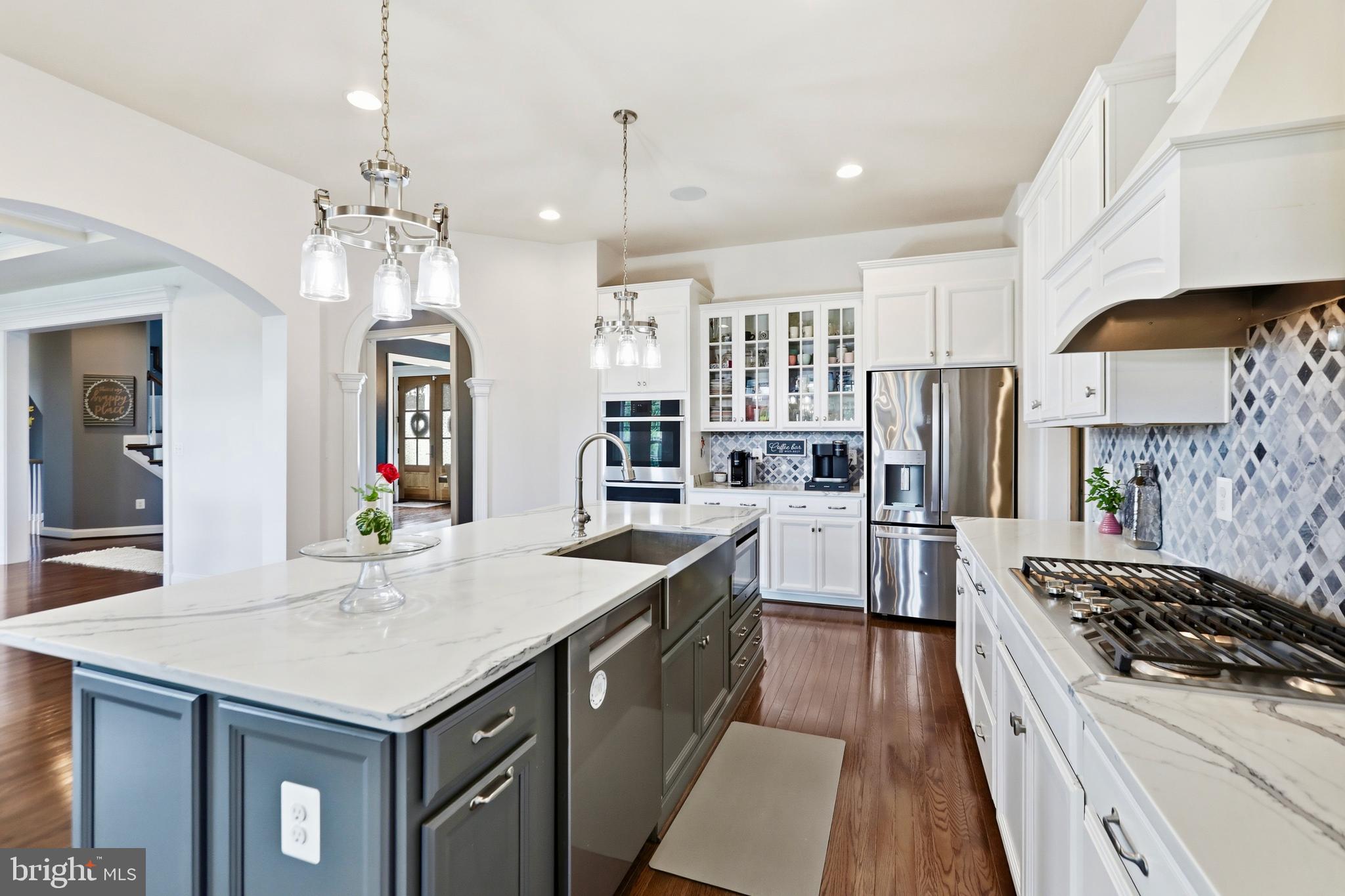 EAGLE CREEK - Residential