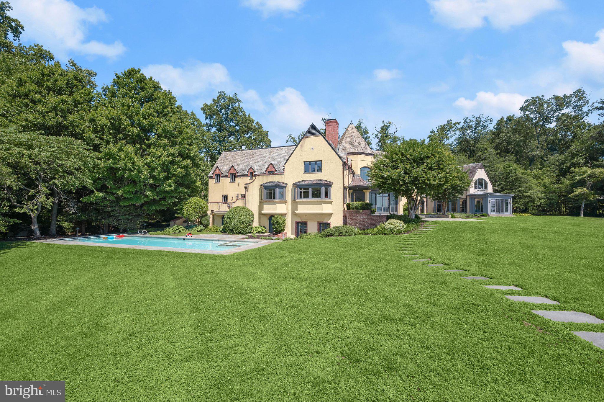 GIBSON ISLAND - Residential