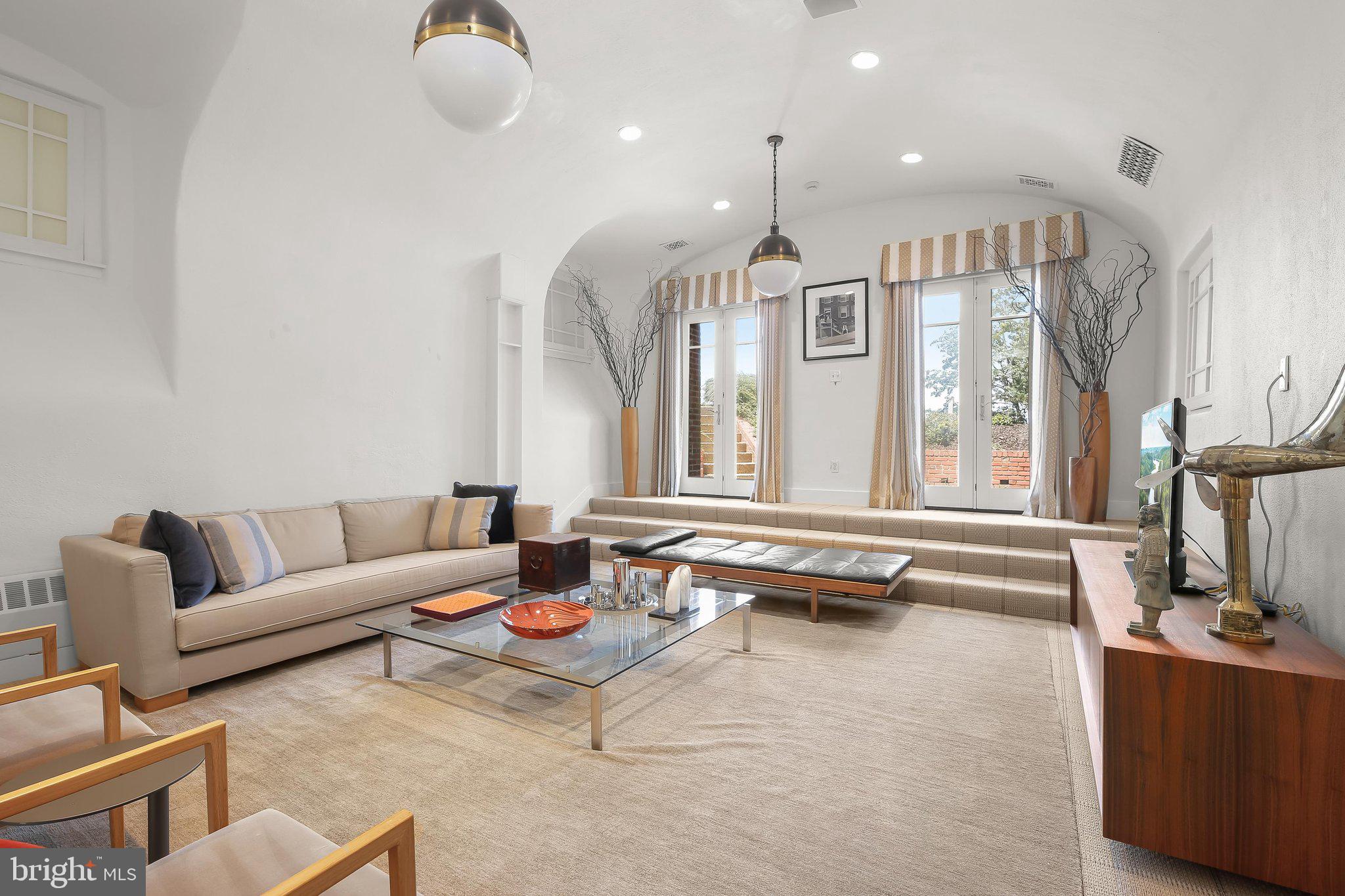 GIBSON ISLAND - Residential
