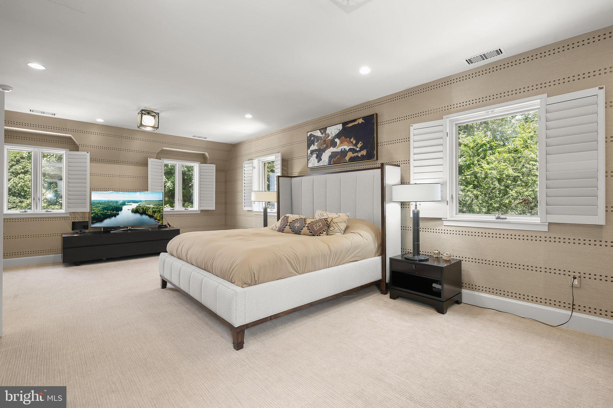GIBSON ISLAND - Residential