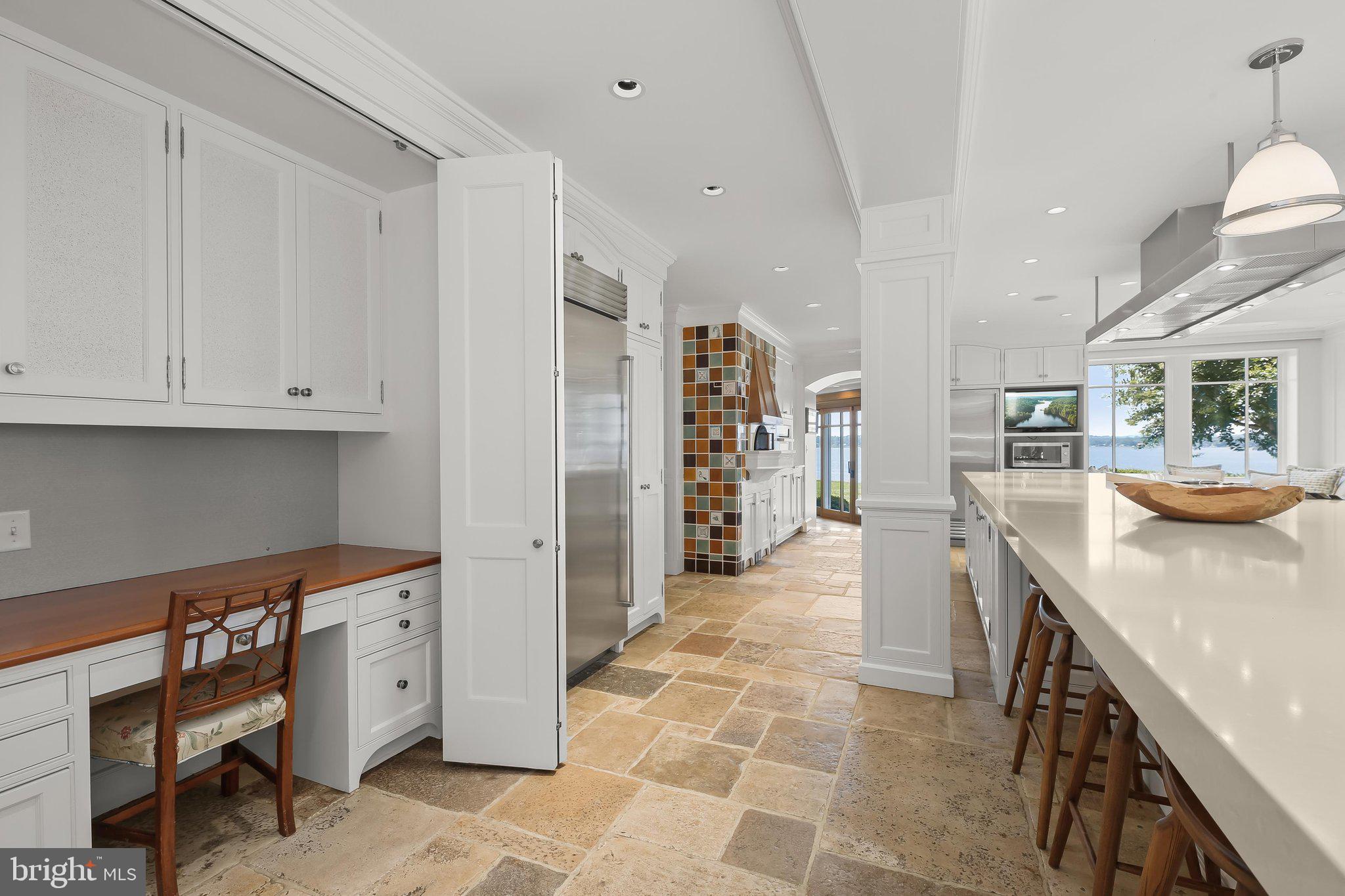 GIBSON ISLAND - Residential