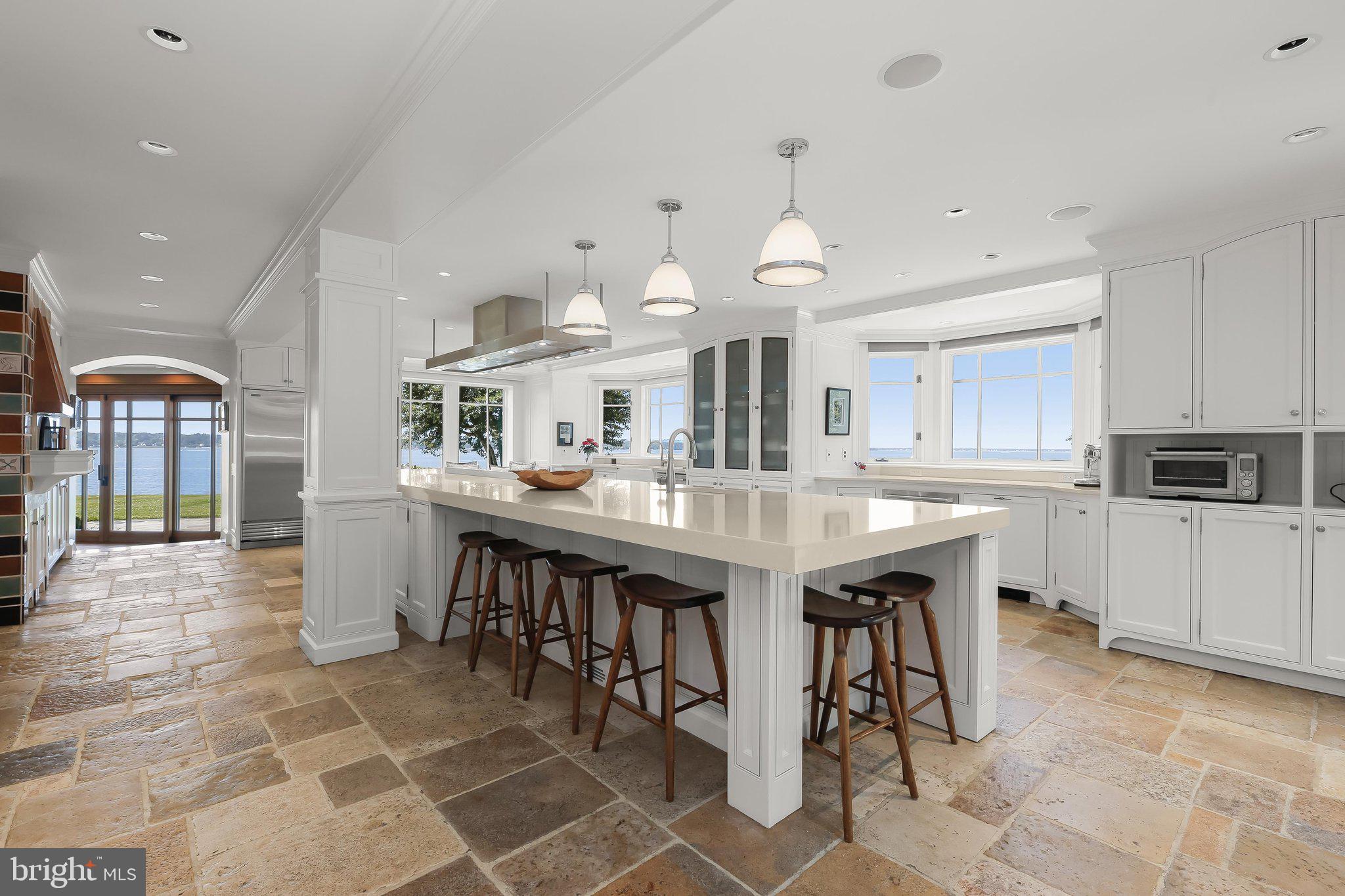 GIBSON ISLAND - Residential