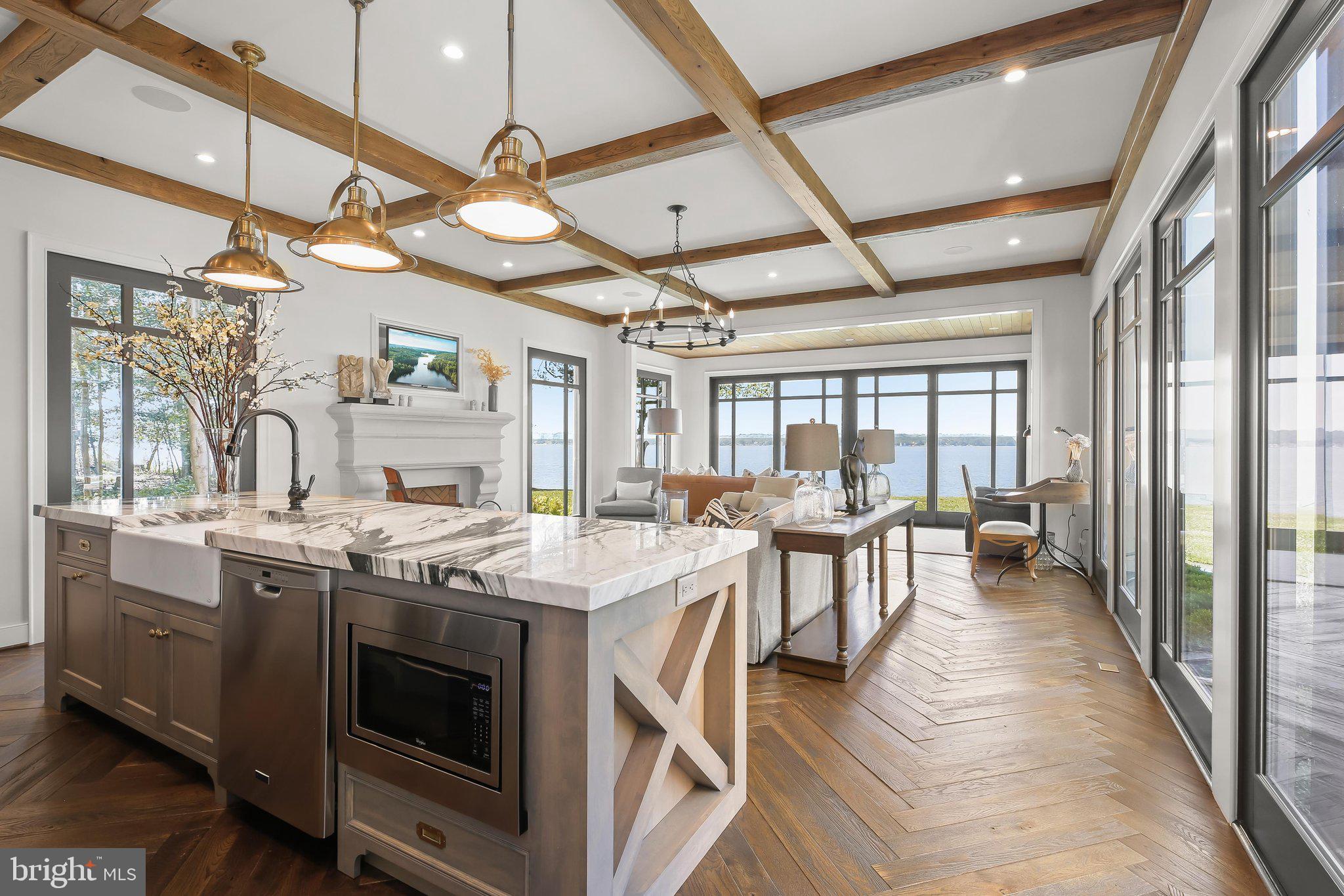 GIBSON ISLAND - Residential
