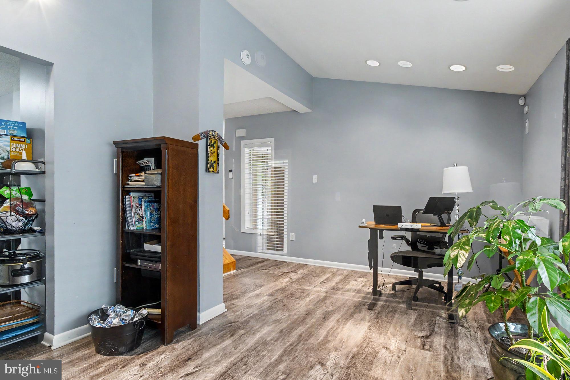 ANNEN WOODS - Residential
