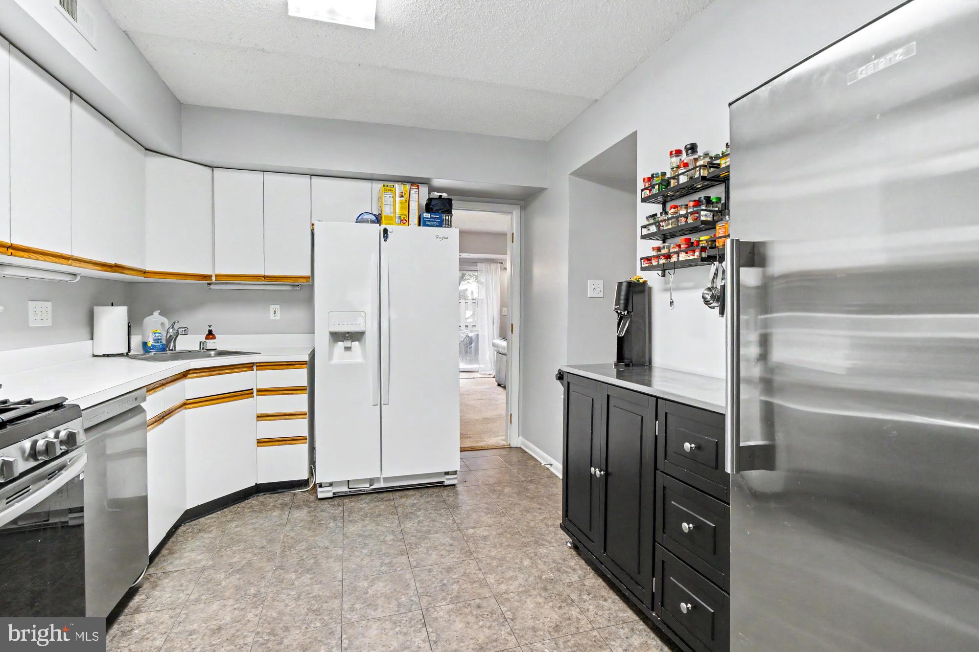 ANNEN WOODS - Residential