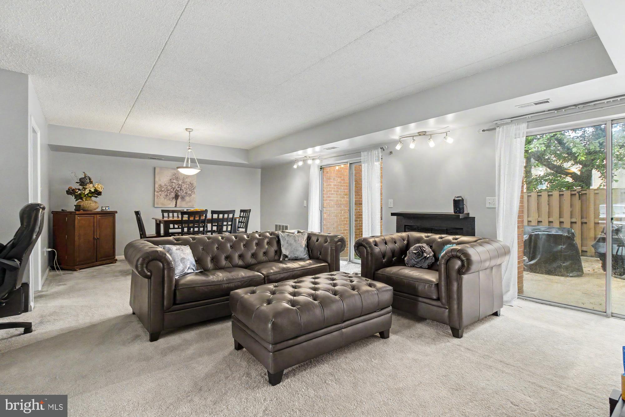 ANNEN WOODS - Residential