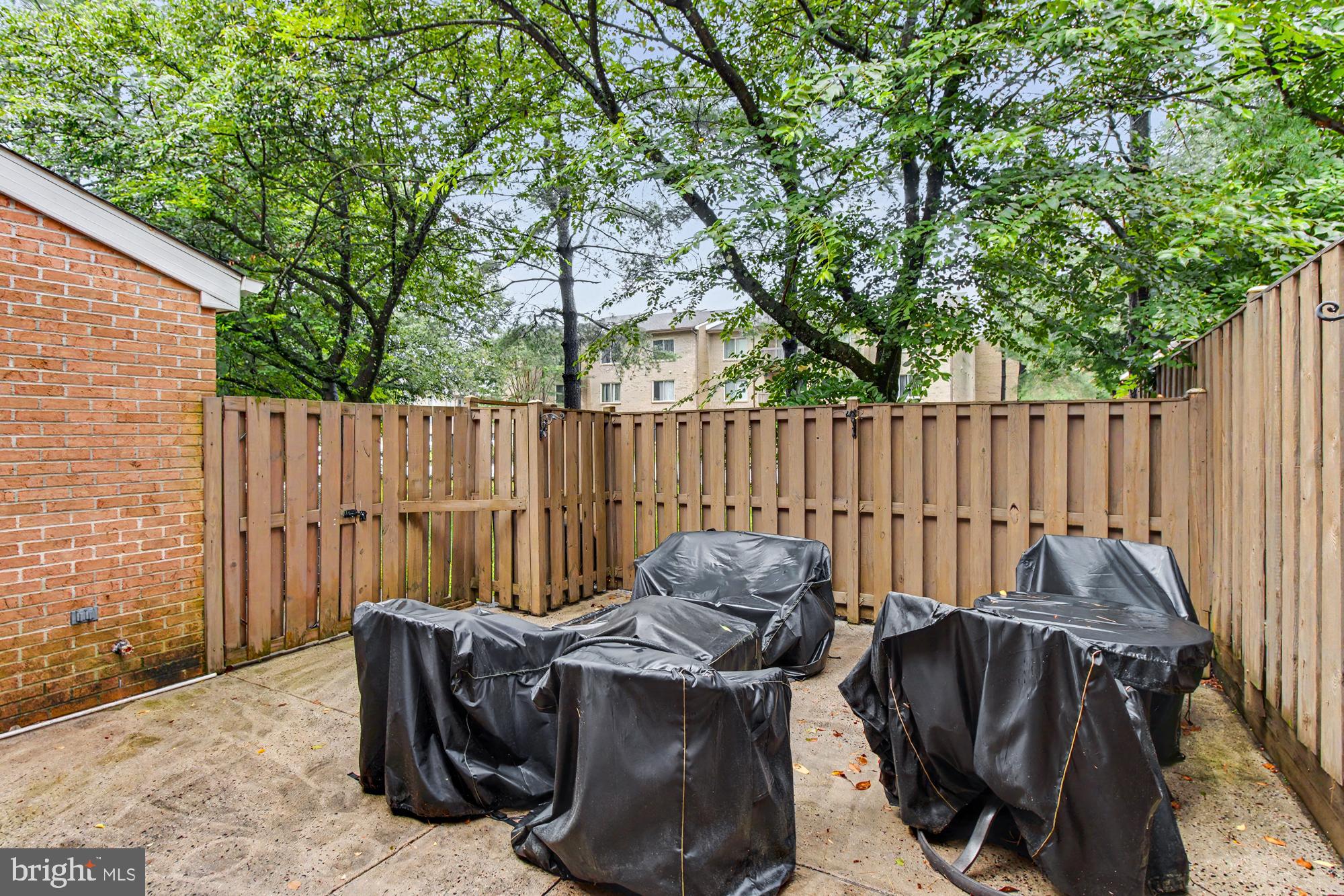 ANNEN WOODS - Residential