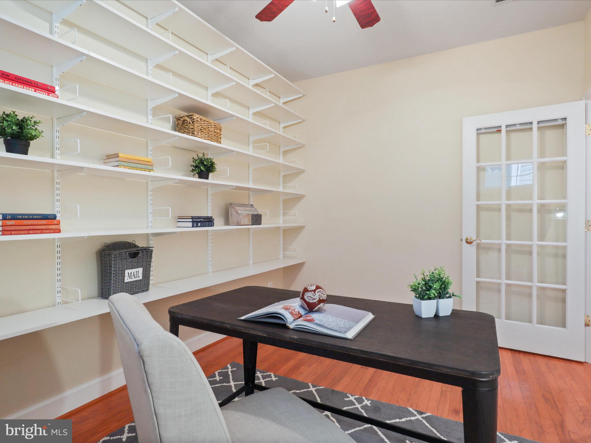 SPRING HILL - Residential