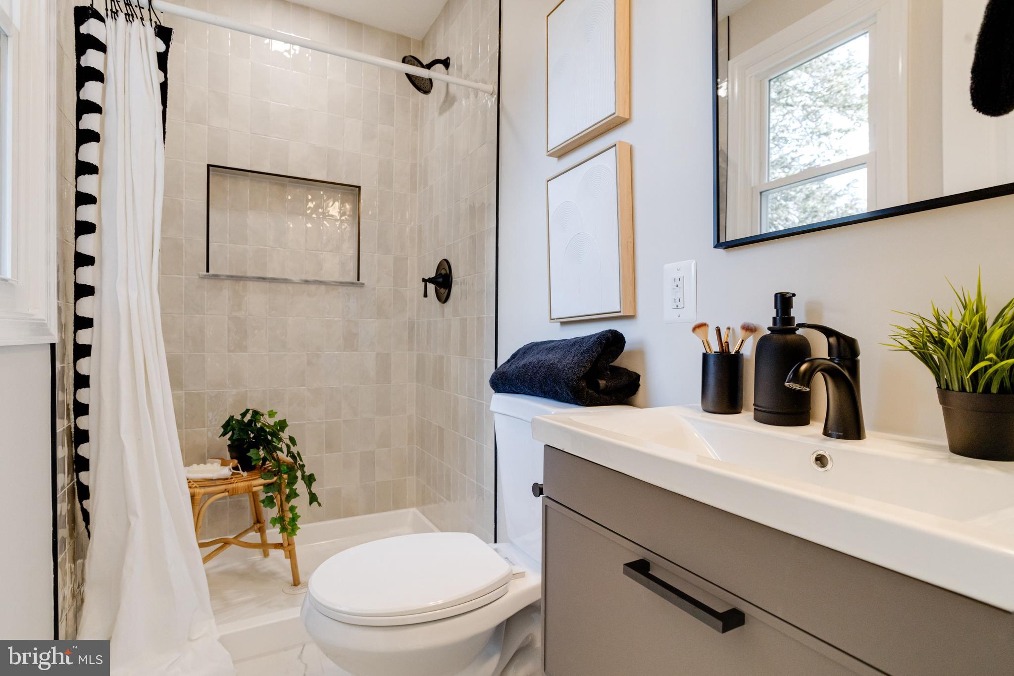 QUINN - Residential