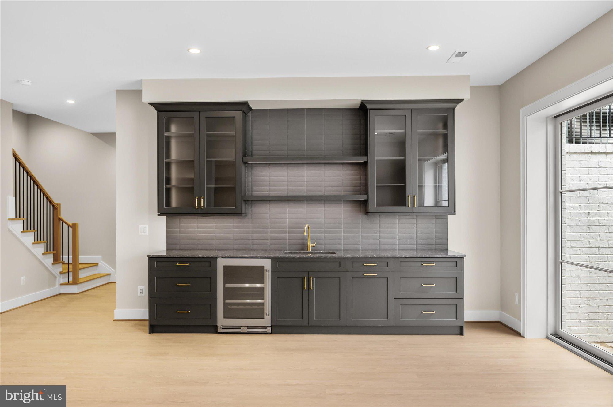 BROYHILL LANGLEY ESTATES - Residential