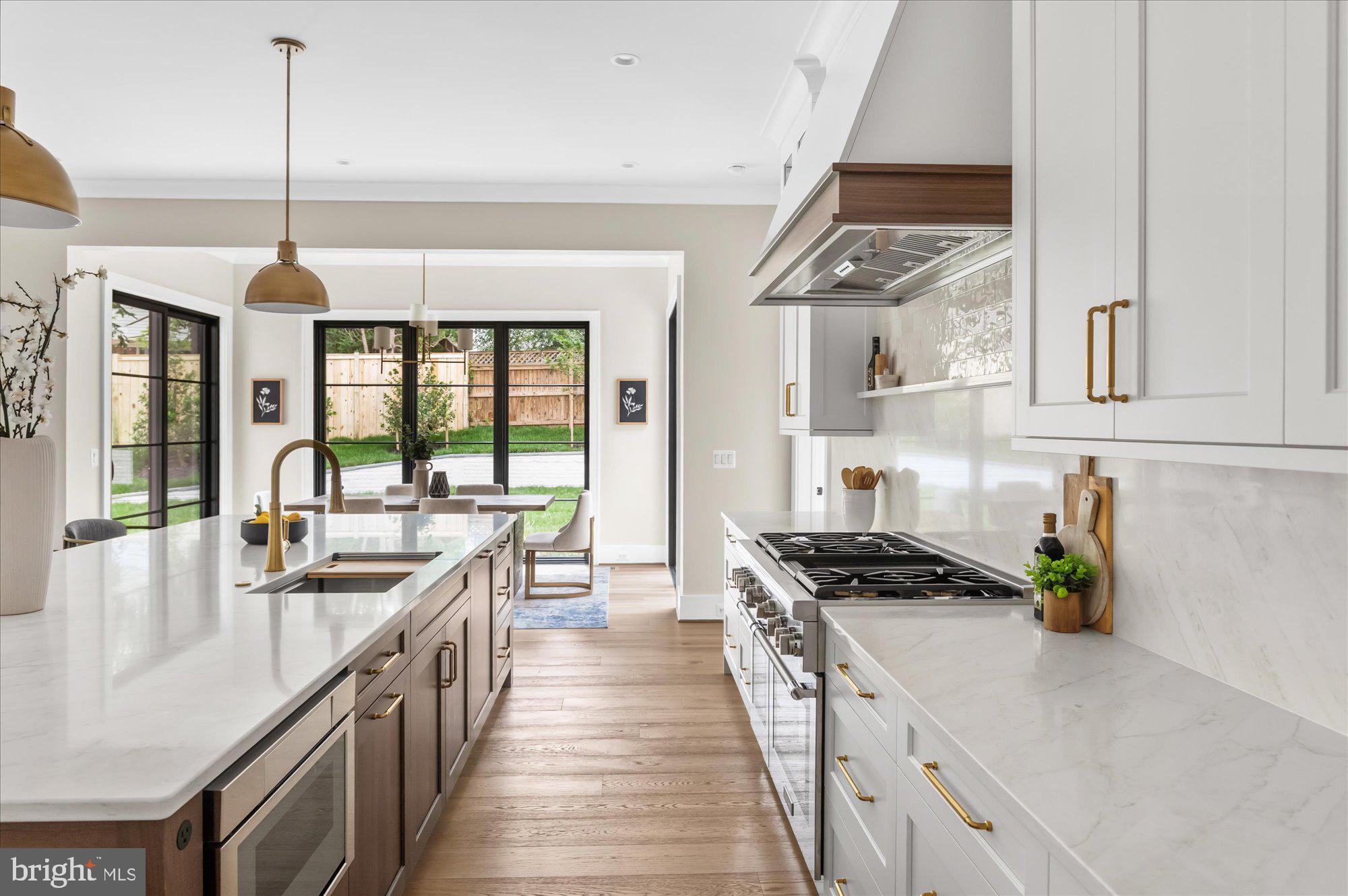 BROYHILL LANGLEY ESTATES - Residential
