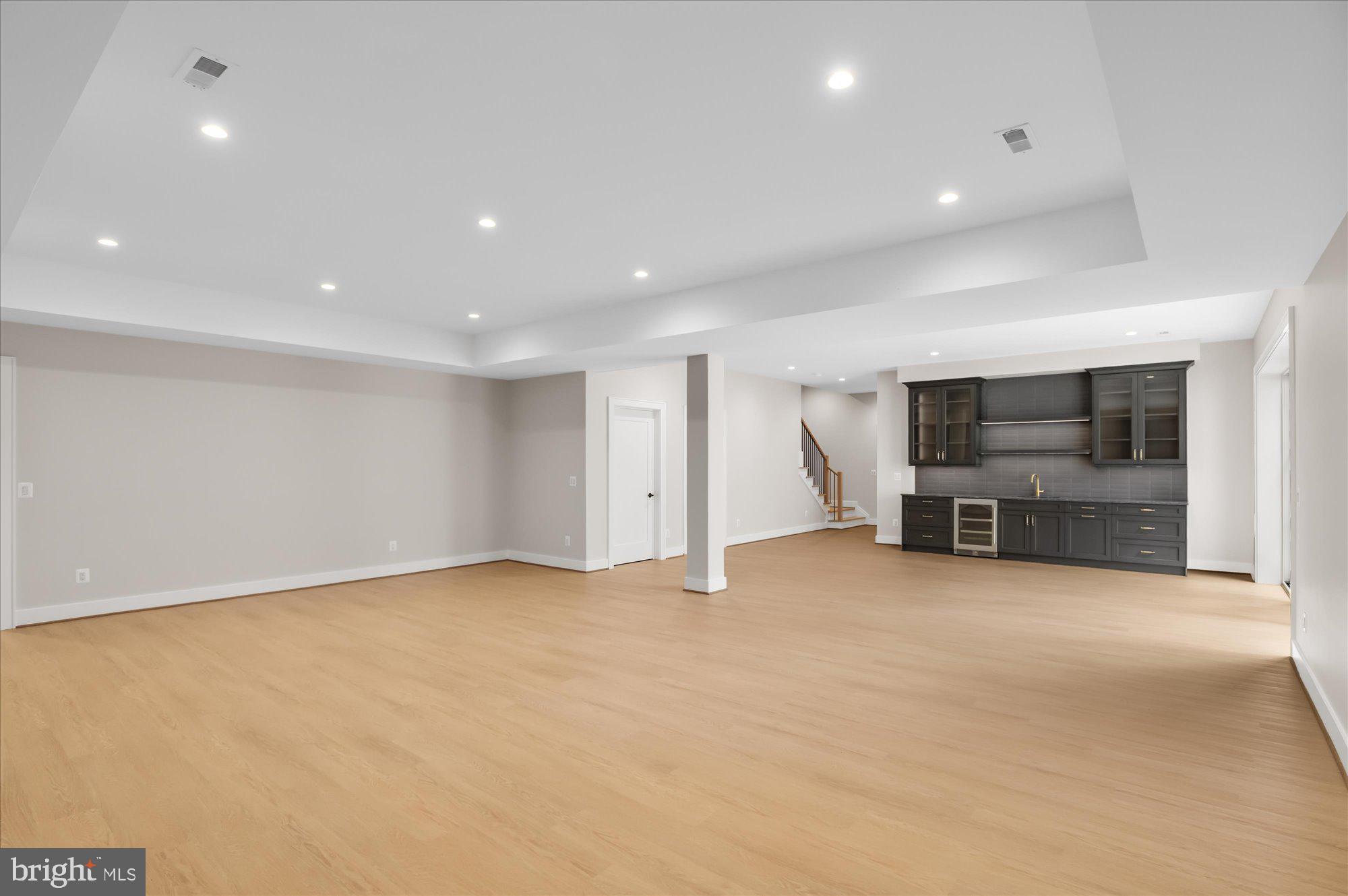 BROYHILL LANGLEY ESTATES - Residential