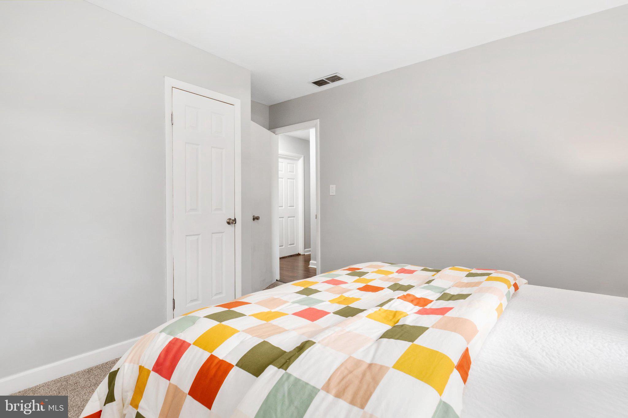 EASTON - Residential