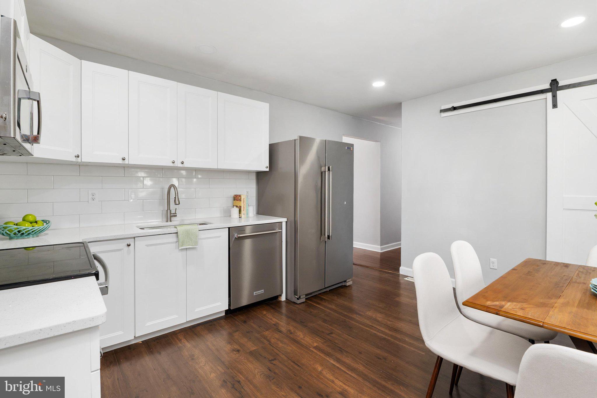 EASTON - Residential