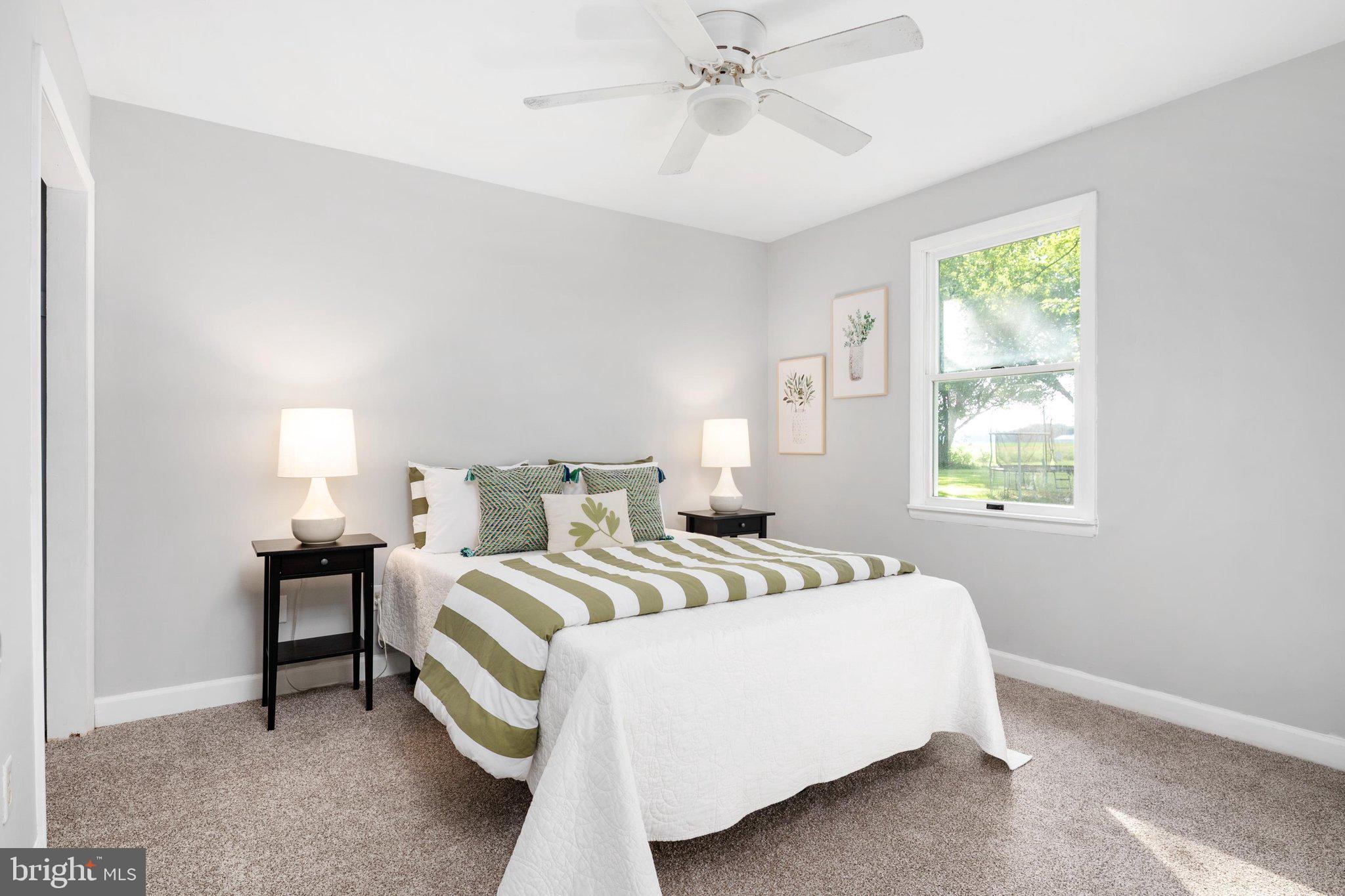 EASTON - Residential