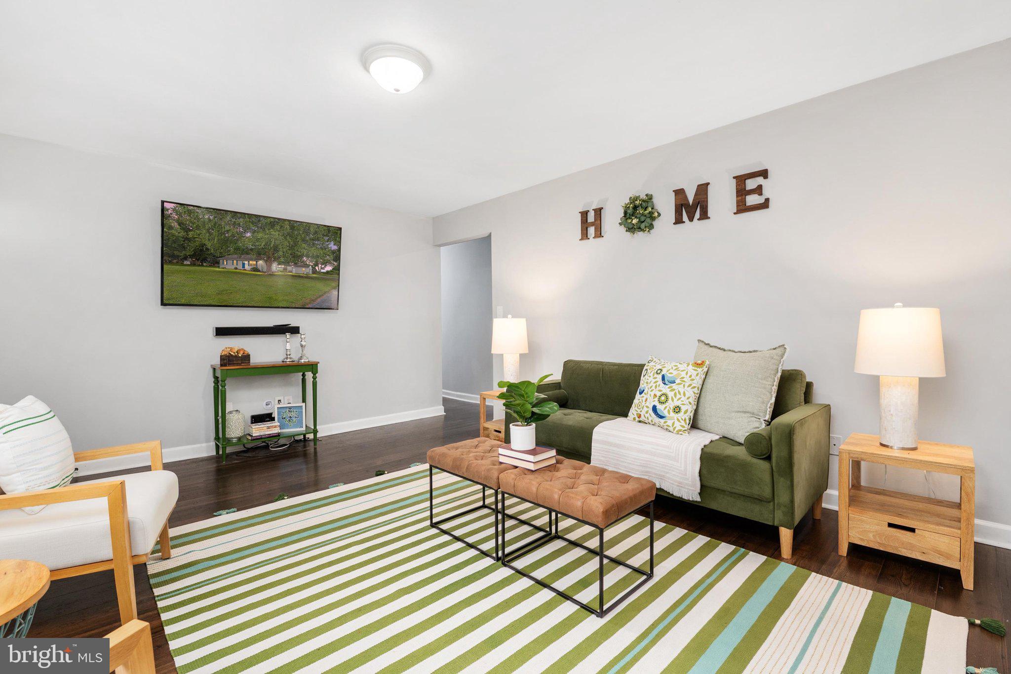 EASTON - Residential