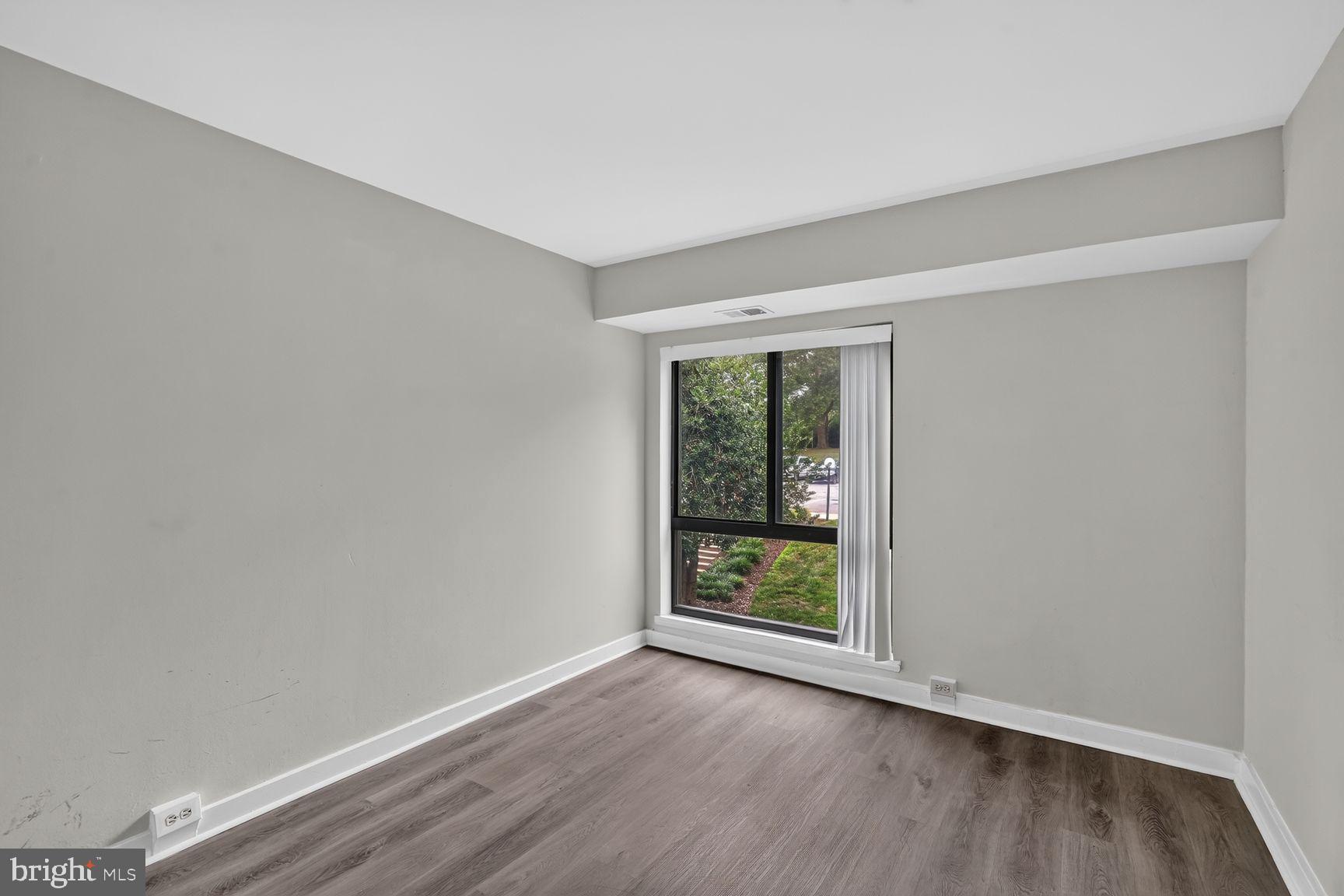 TREOVER CONDOMINIUM - Residential