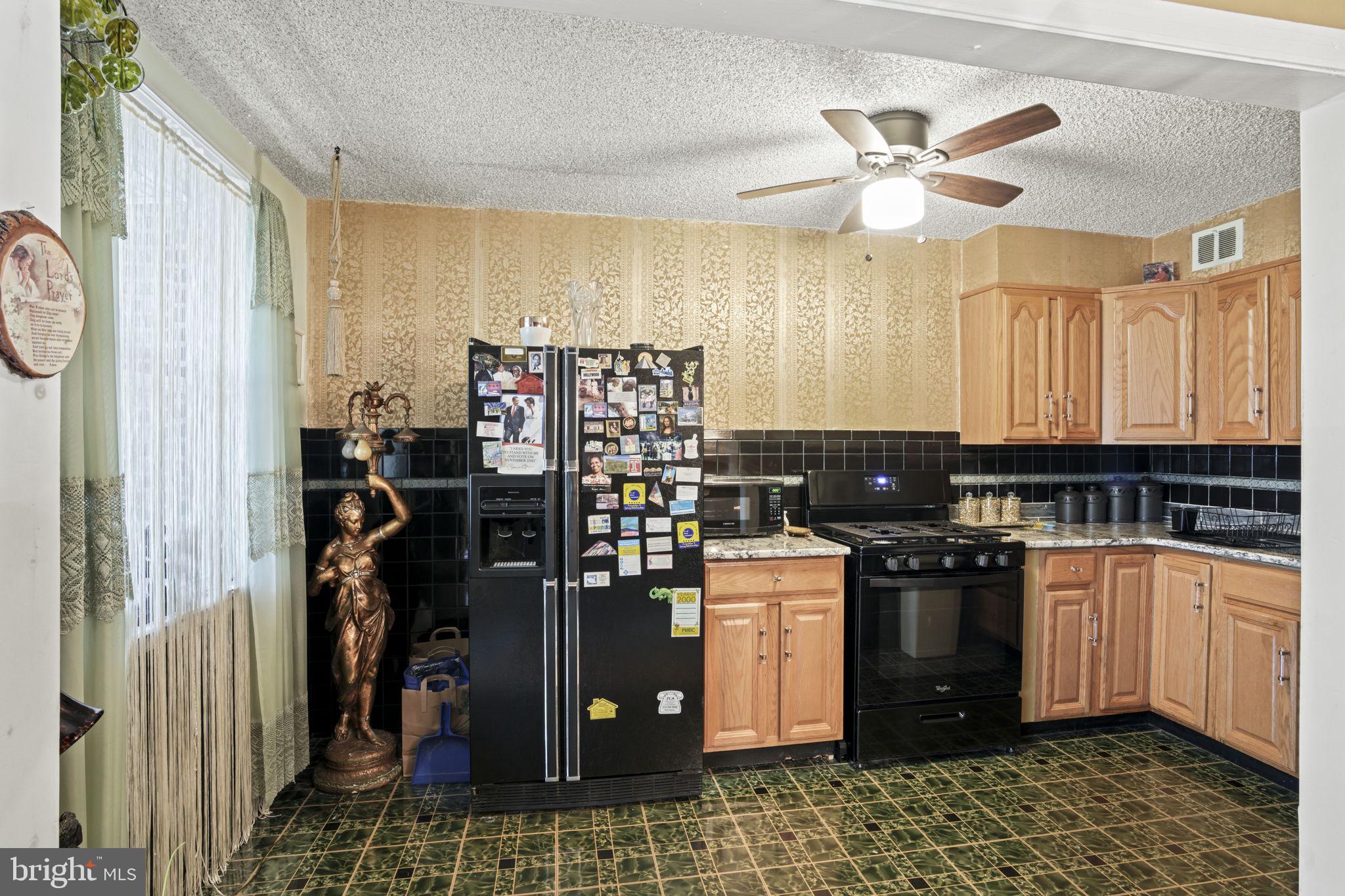 GERMANTOWN (EAST) - Residential