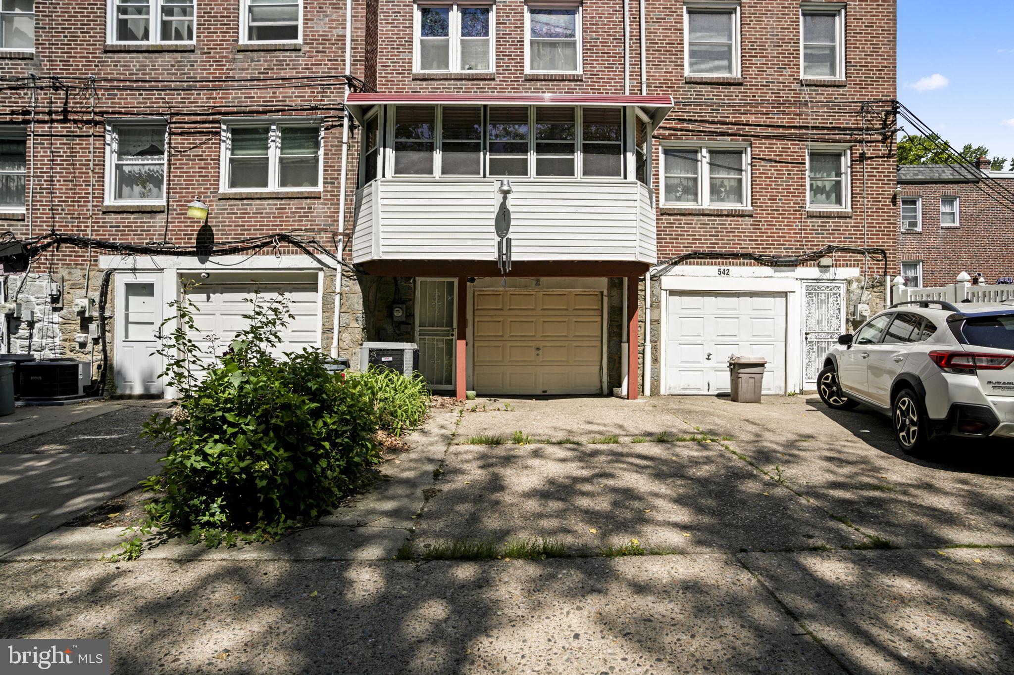 GERMANTOWN (EAST) - Residential